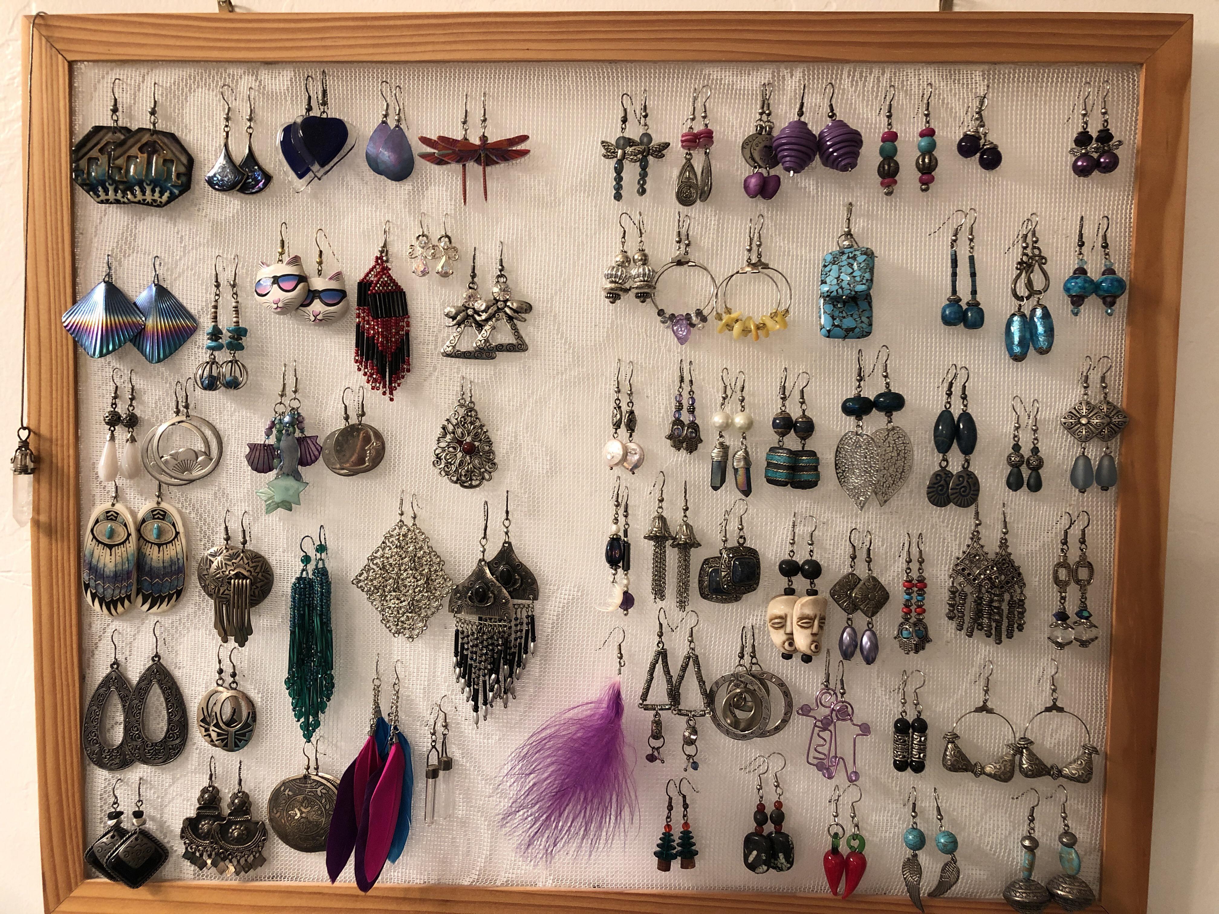 A fun, pretty way to organize dangly earrings.