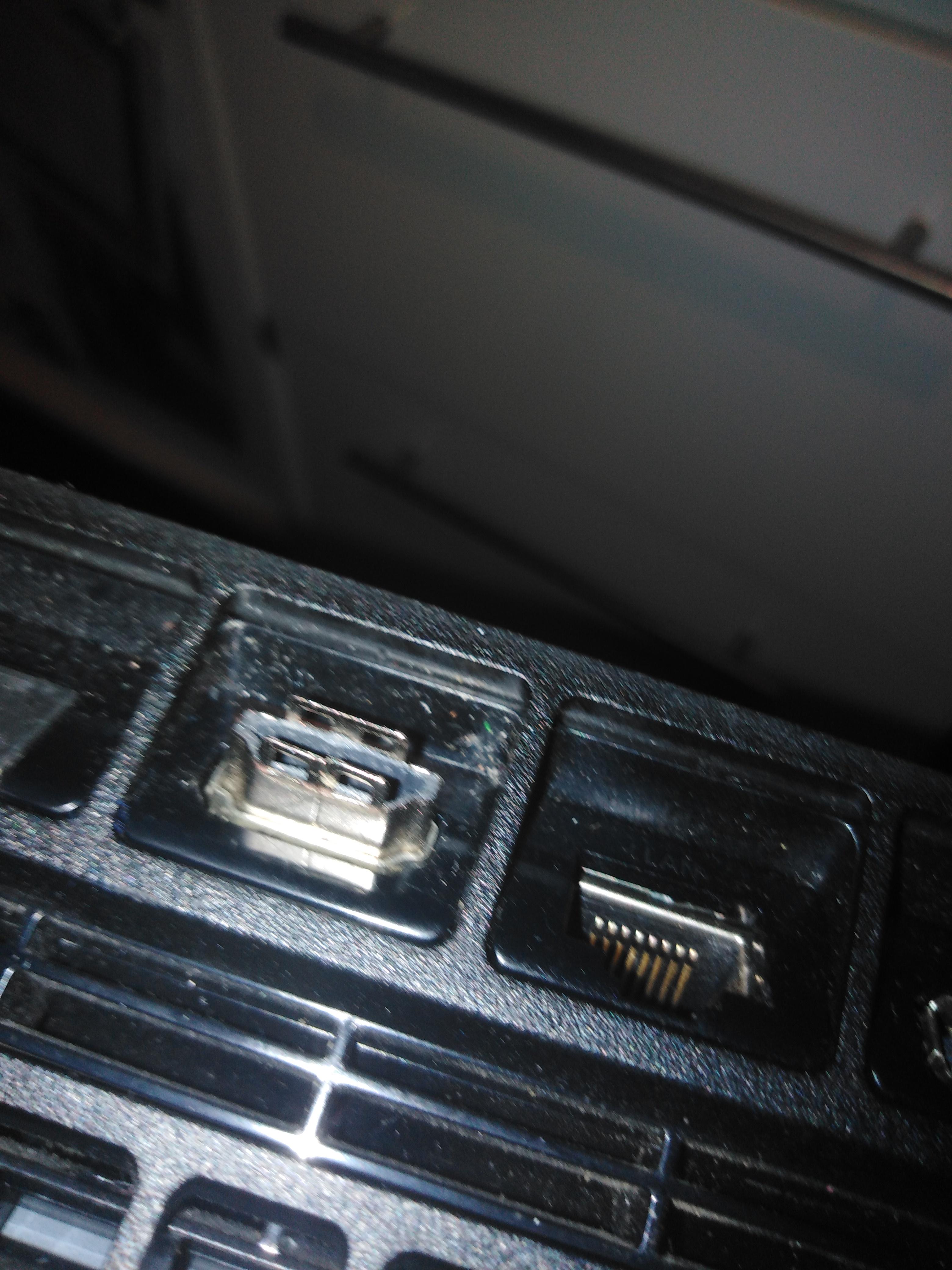 Guys can someone tell me if my HDMI port is broken (Ps4) r/consolerepair