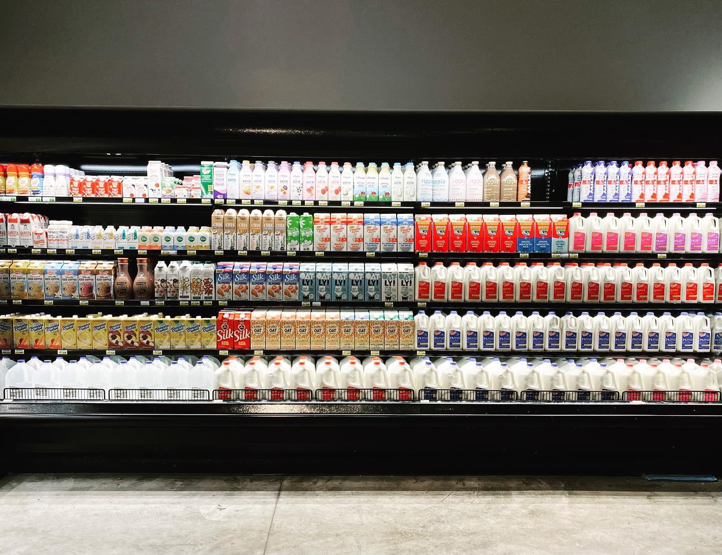 A satisfying shelf stock job at my local grocery store. r/oddlysatisfying