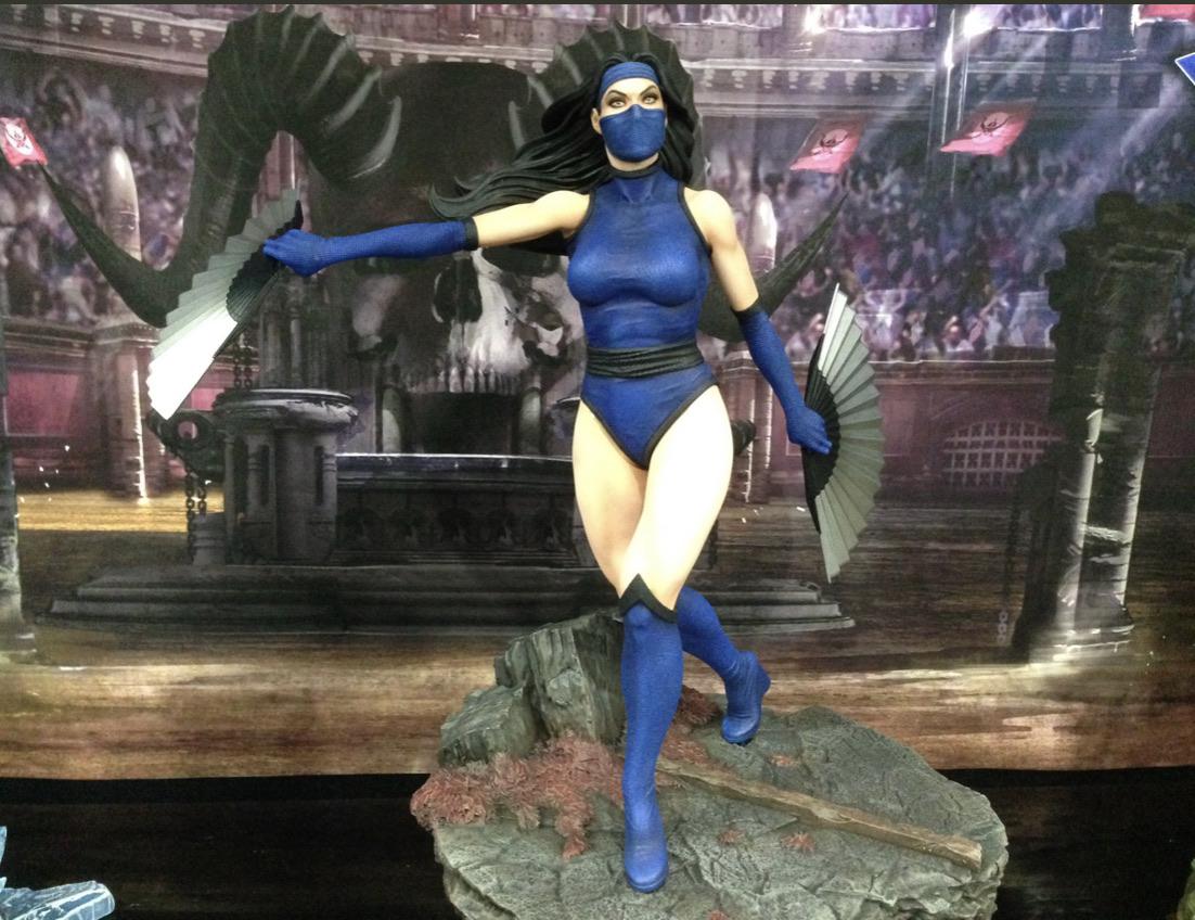 Kitana from Diamond Toy Select😻😻 r/MortalKombat