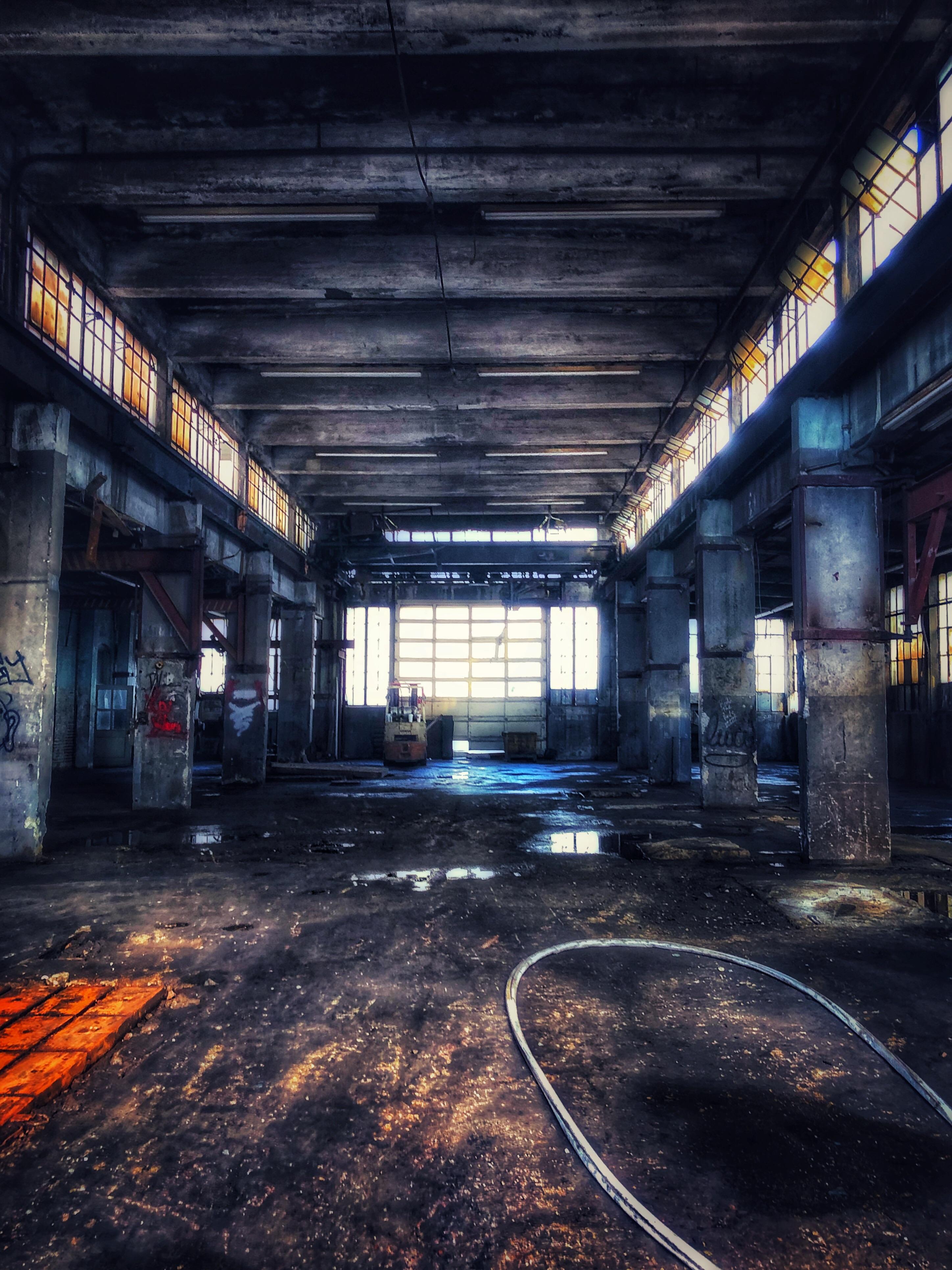 Abandoned factory, Memphis Tennessee r/urbanexploration