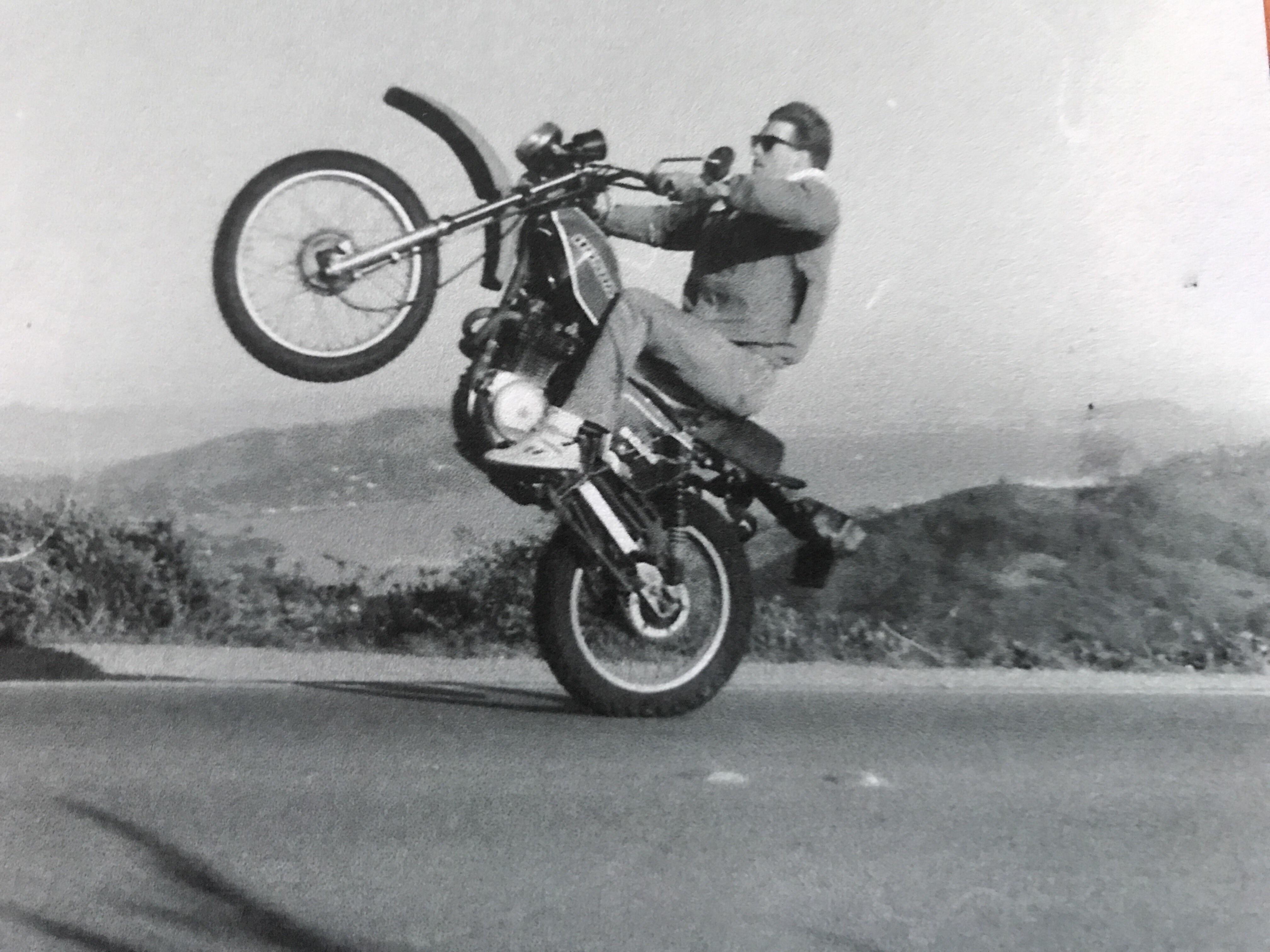 Pops popping wheelies!! [1987, Mt. Tam] r/OldSchoolCool