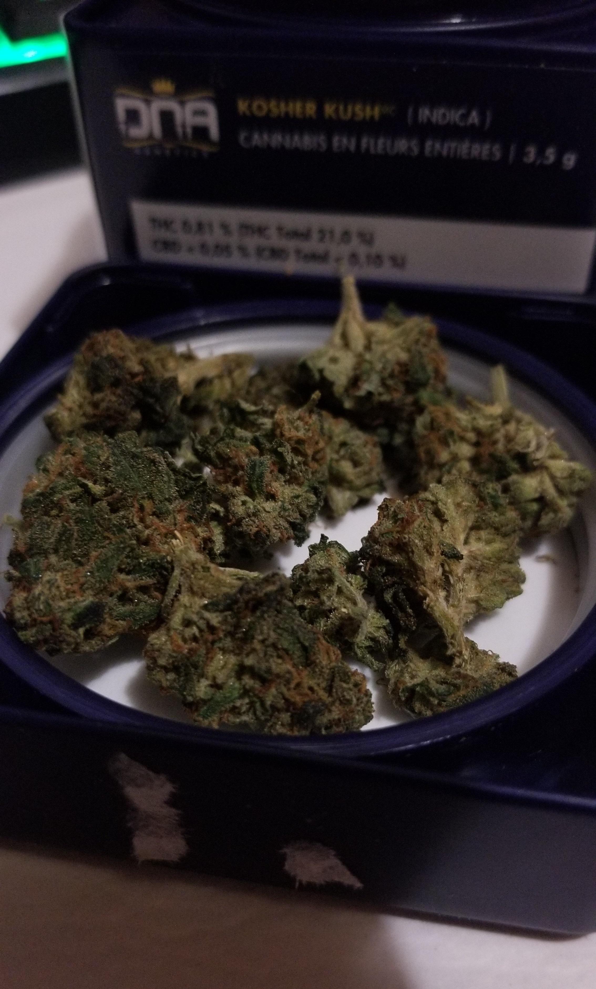 DNA Kush by Tweed 21.0 THC 0.10 CBD Packaged 2019/April/09 Nova Scotia