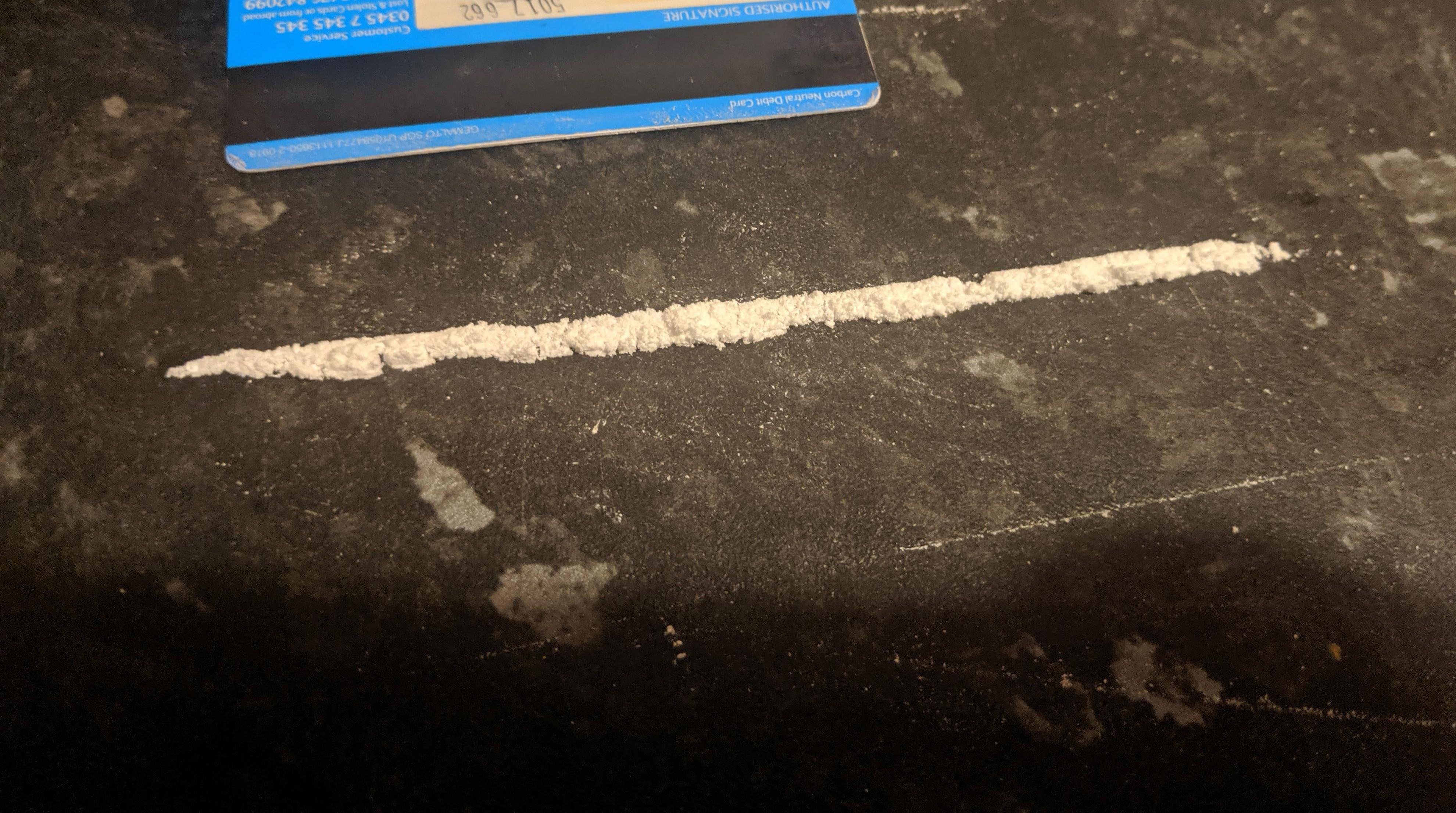 Fat 200mg line to start the night after quarter bottle of gin cocaine