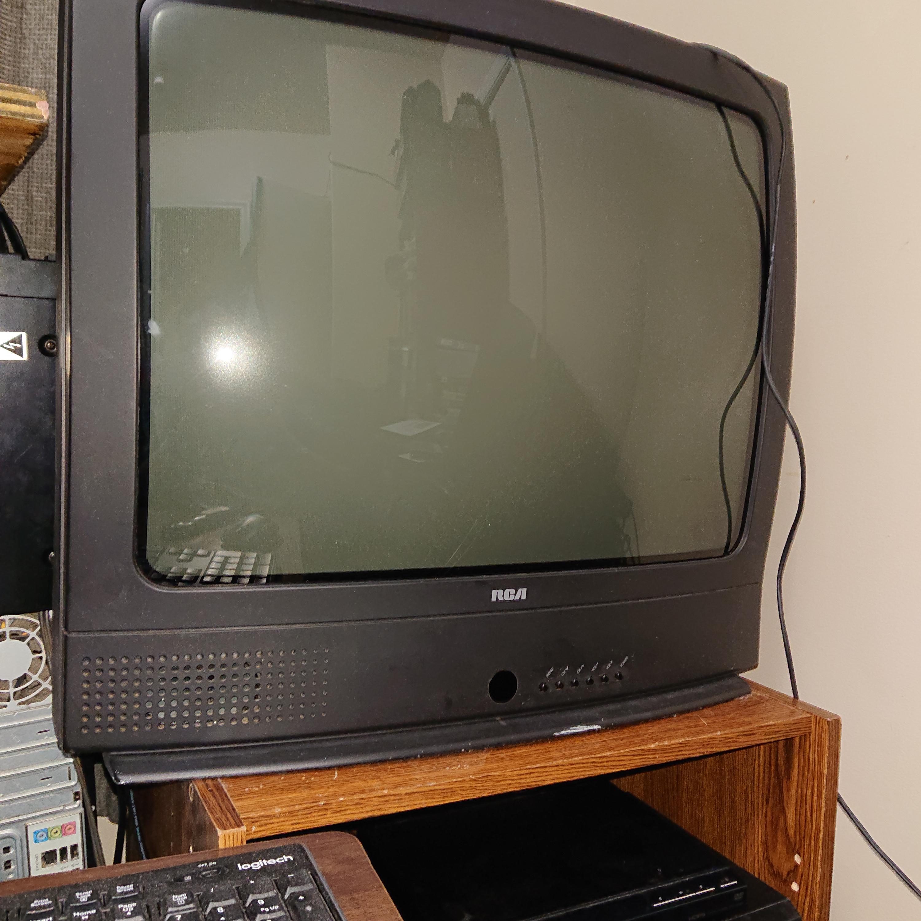 Brought my father's old CRT up from the basement. RCA XL100 Commercial