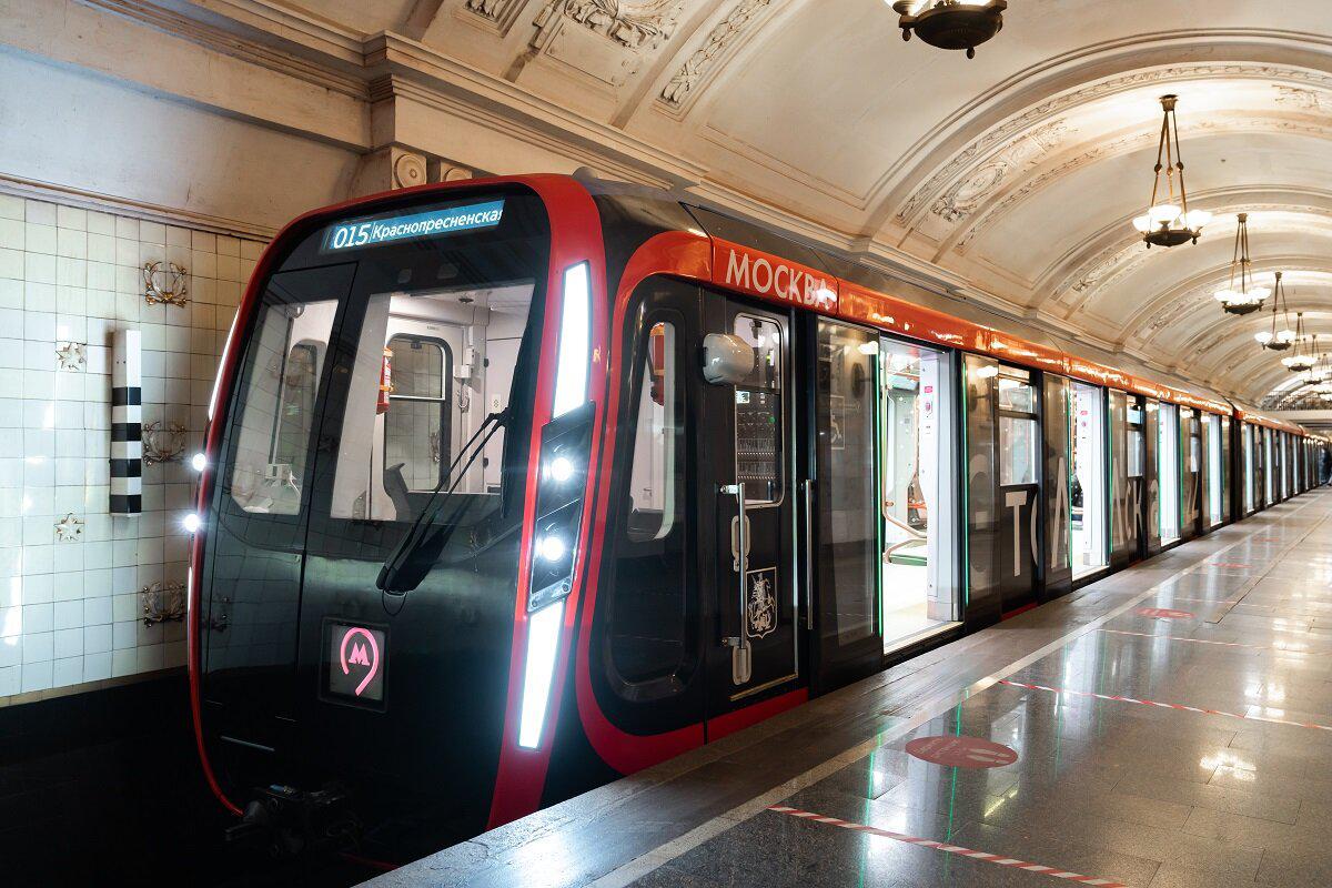 Moscow subway train "Moscow 2020" r/Subways
