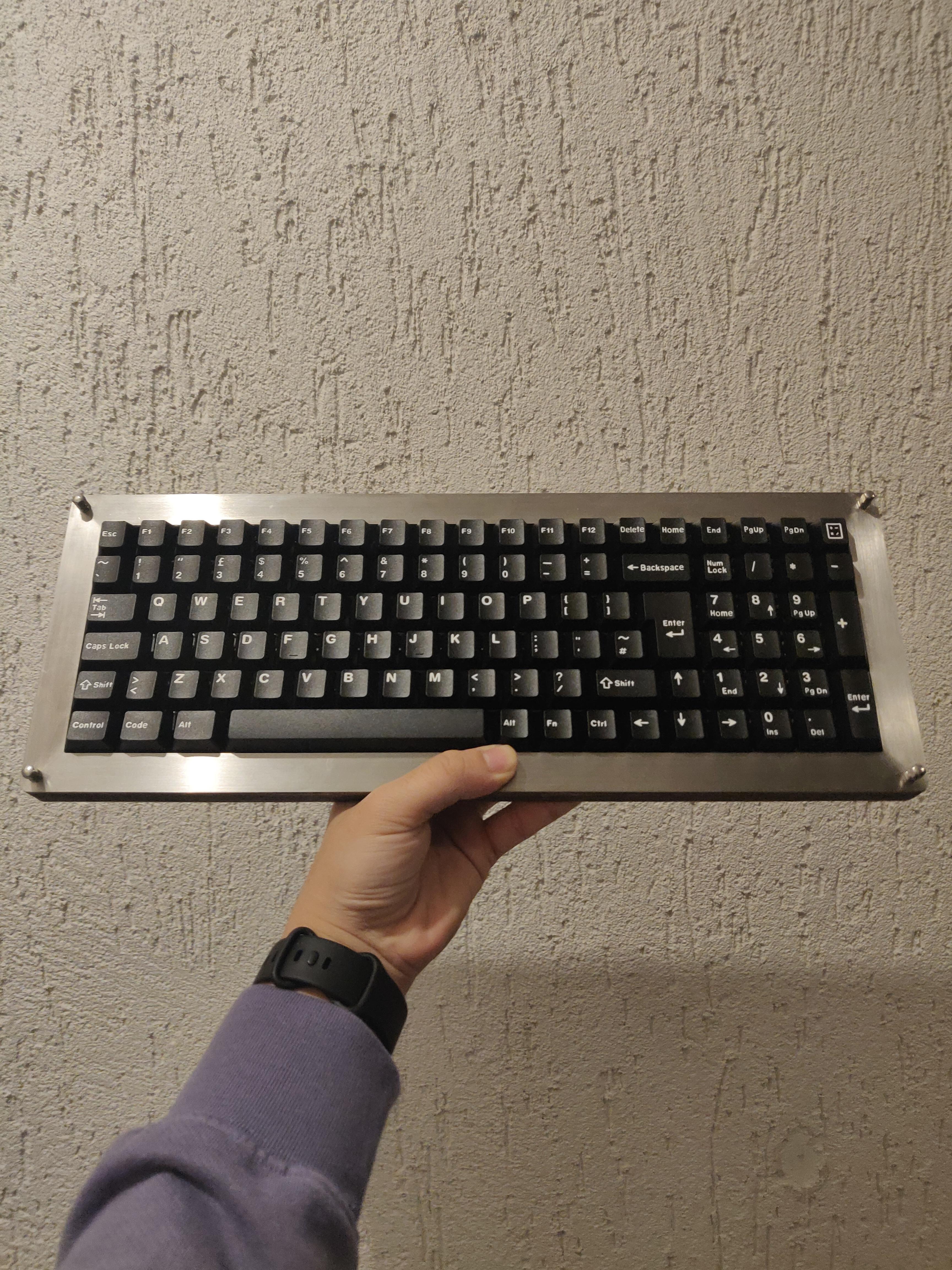 *Updated* custom keychron k4 case with white on black keycaps r