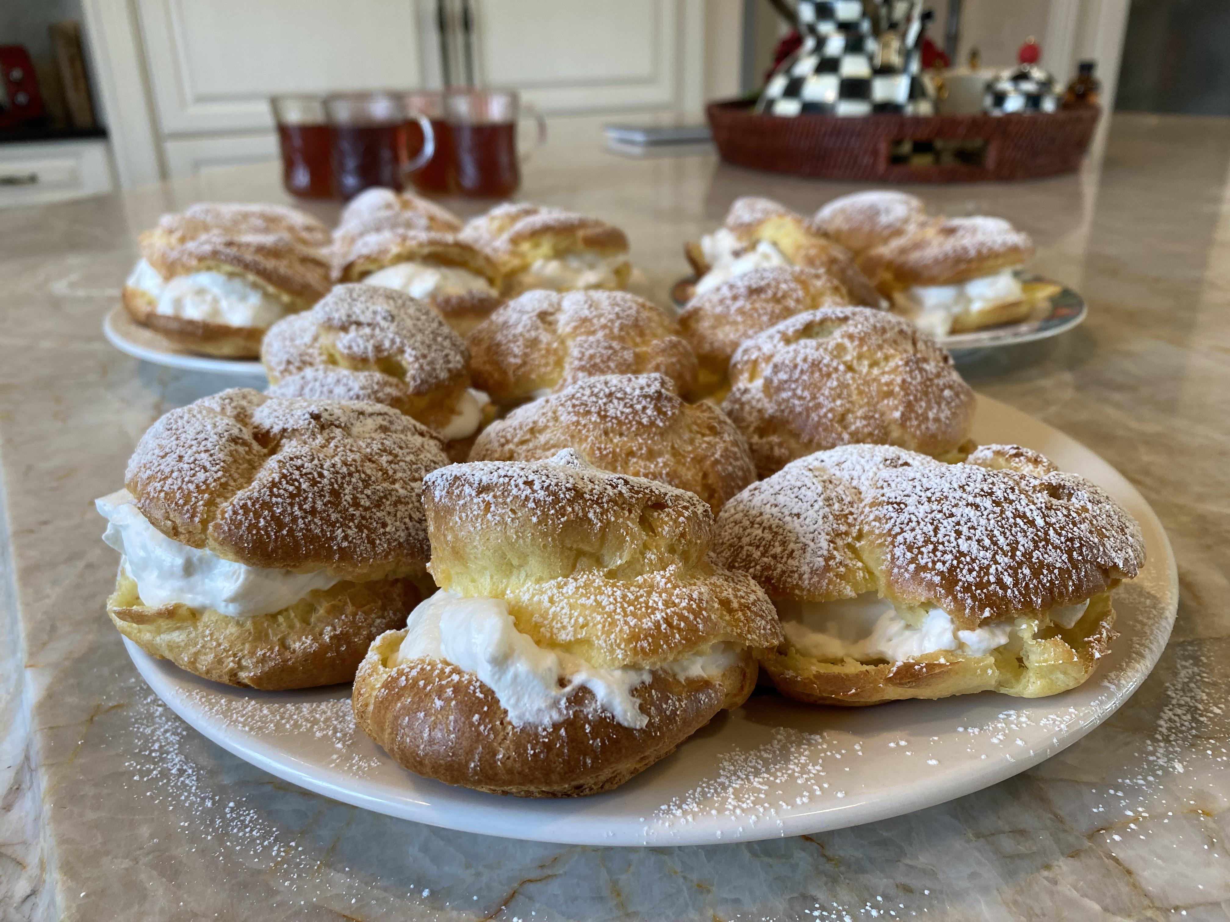 Some Homemade Creampuffs with Tea! r/Baking