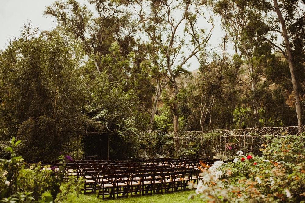 We picked our dreamy, woodsy garden venue & I can’t wait! r