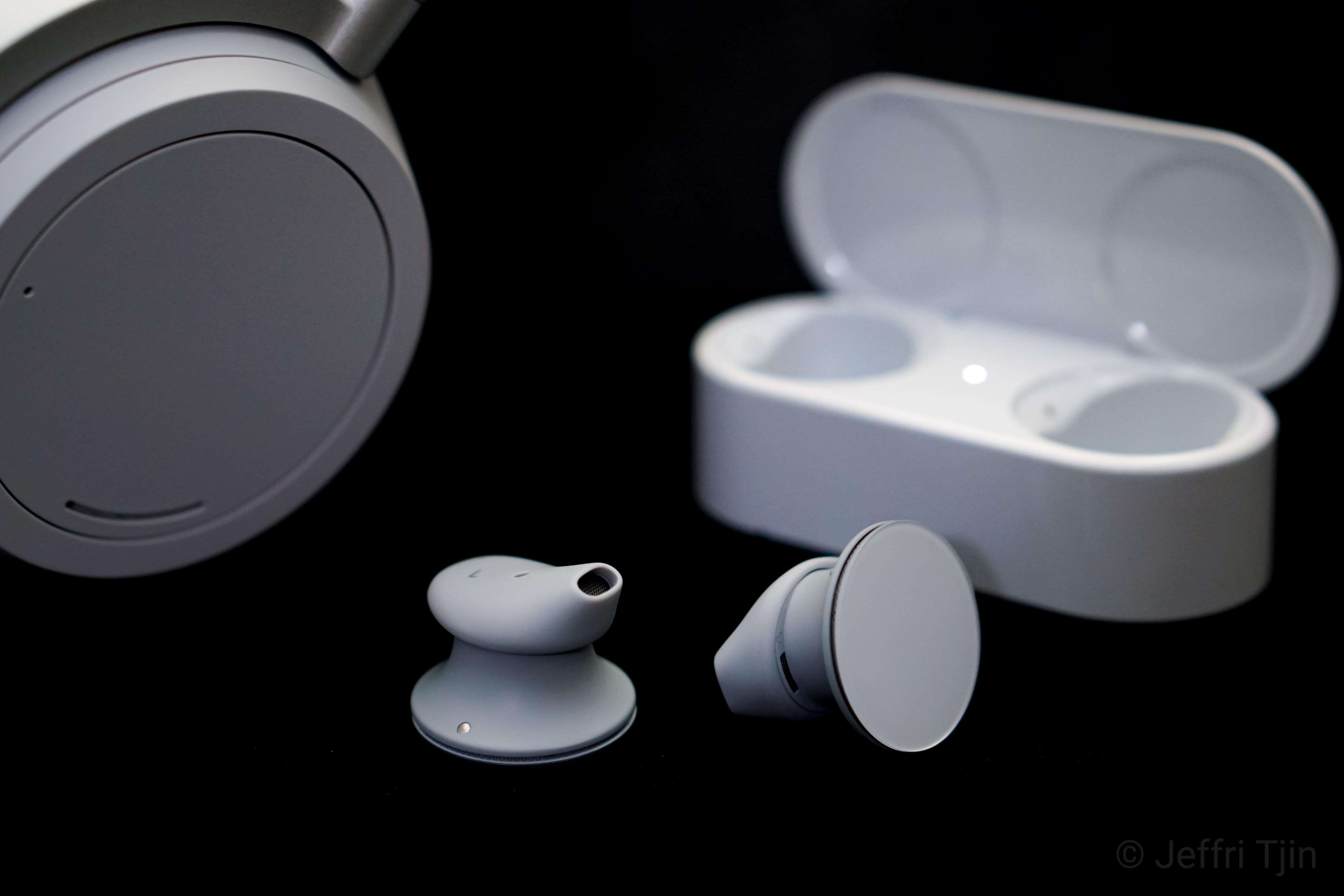 Finally got my Surface Earbuds r/Surface