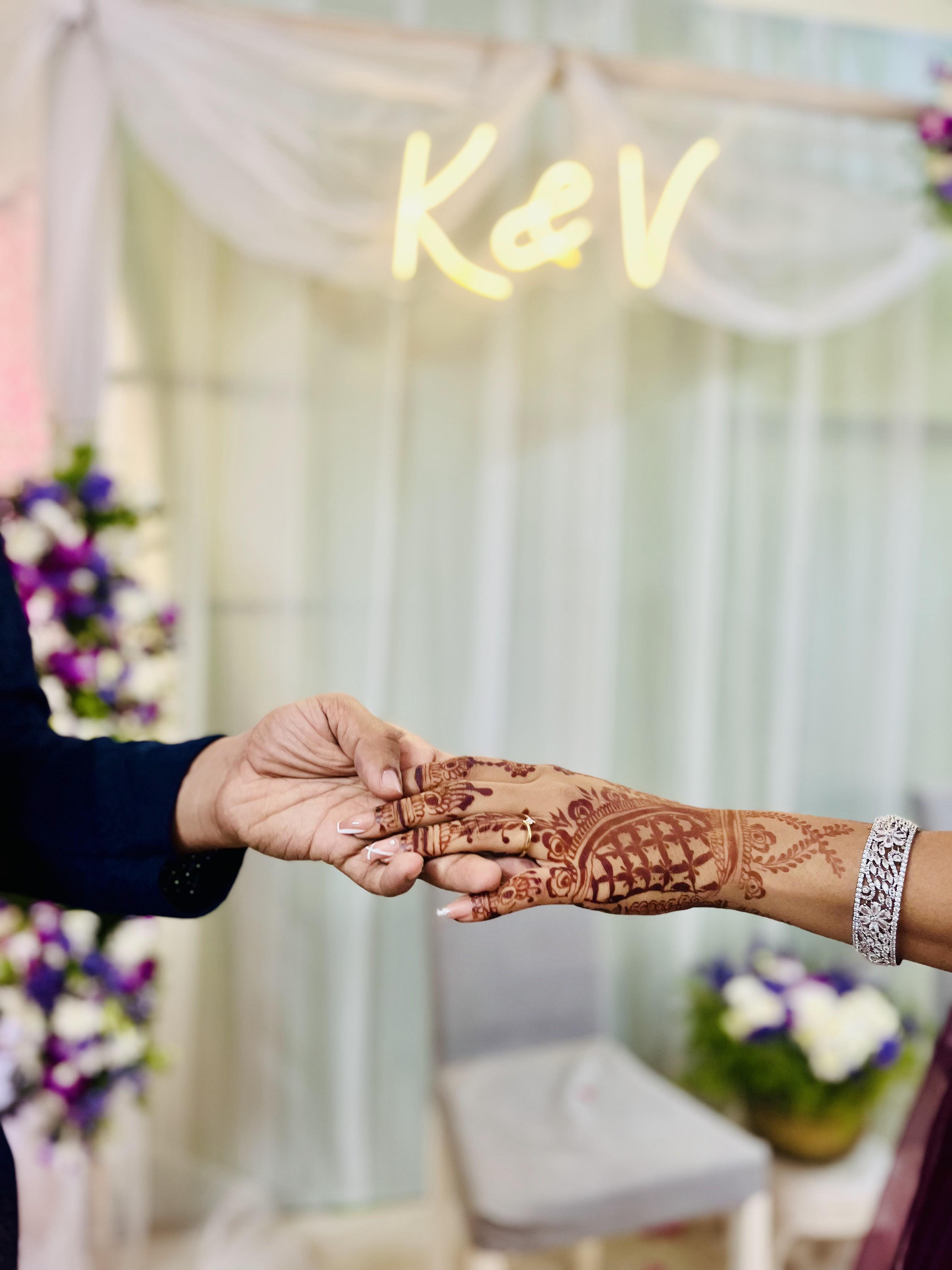 Met on Bumble in late 2021, got engaged yesterday ) r