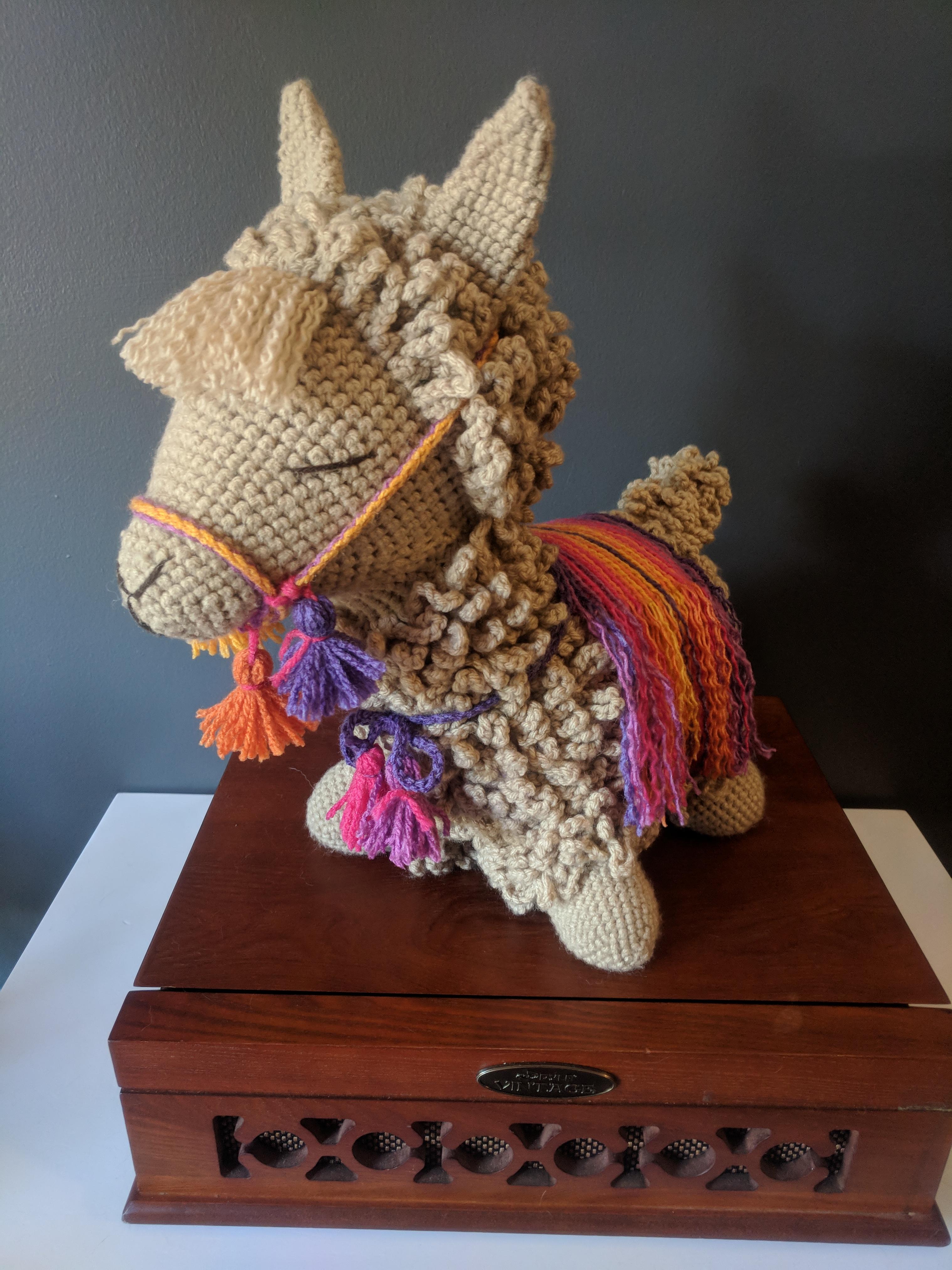 [FO] My version of the No Drama Llama by Red Heart finally done