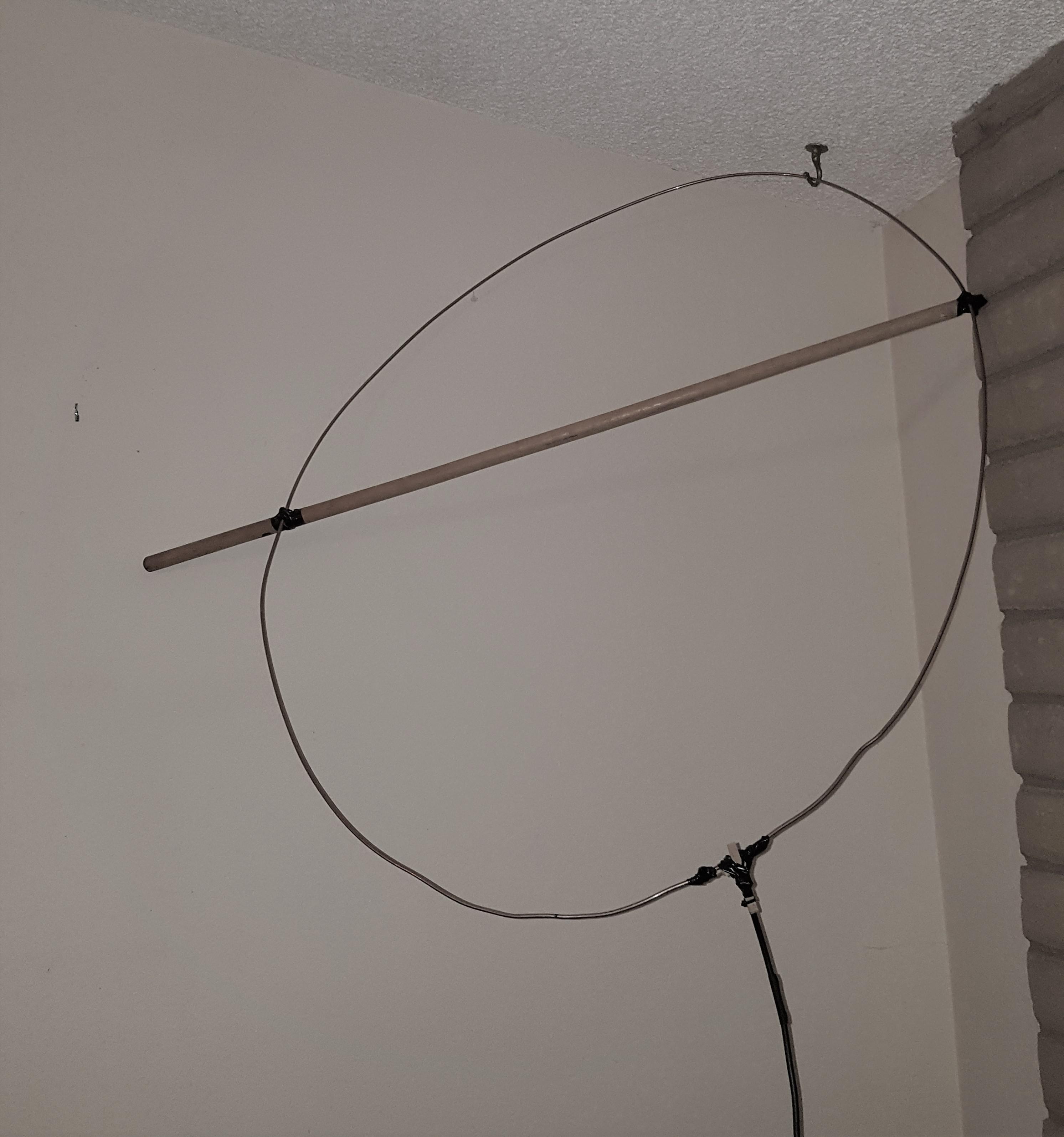 Made a FM loop antenna using brake hard line tubing, broomstick and