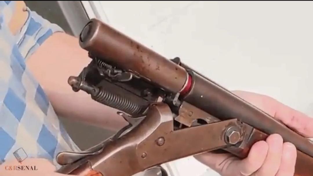 An auto loader for a break barrel shotgun. Uses levers and springs so
