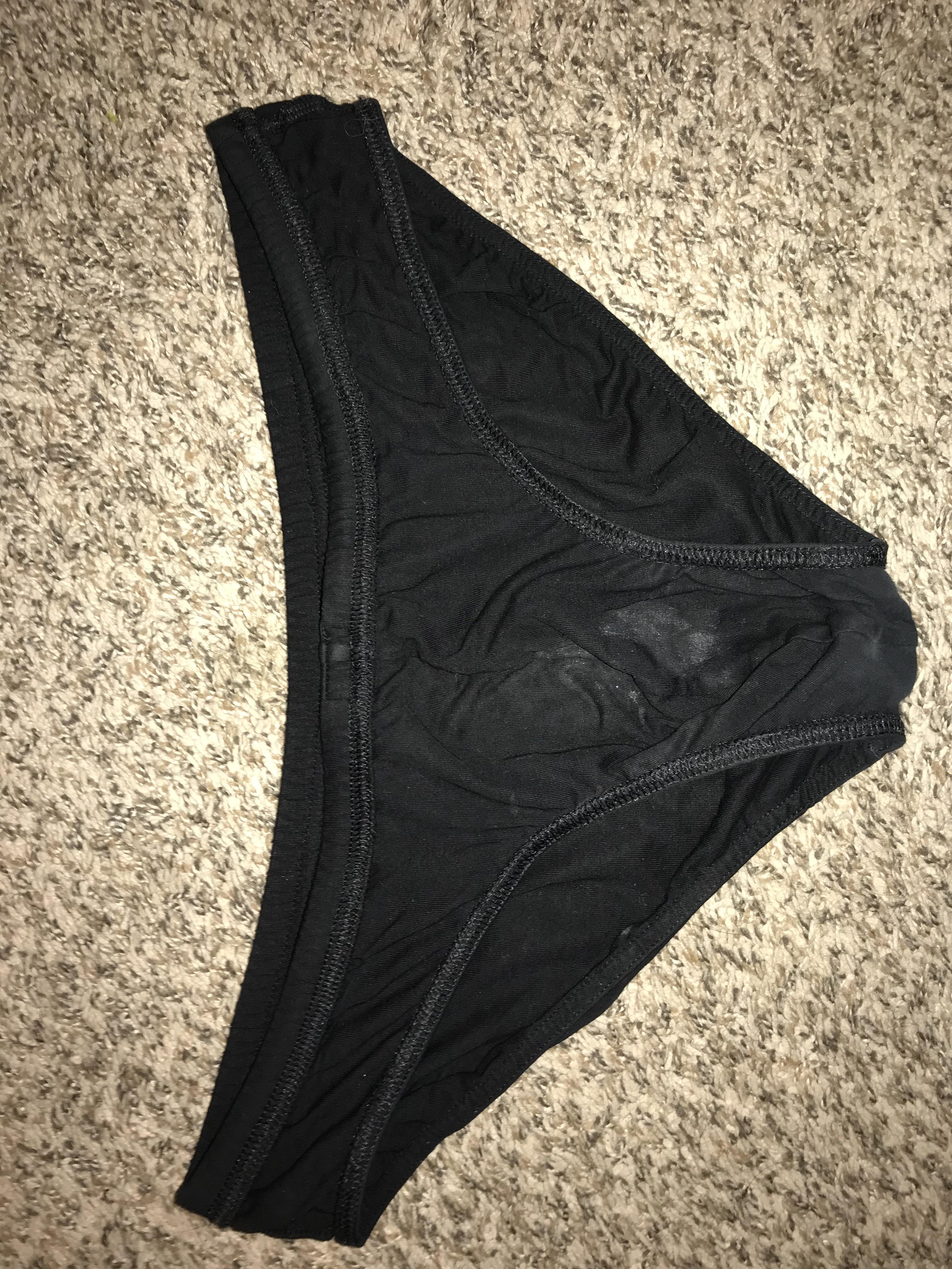 [selling] want to buy my dirty used and abused men’s thong it’s has so