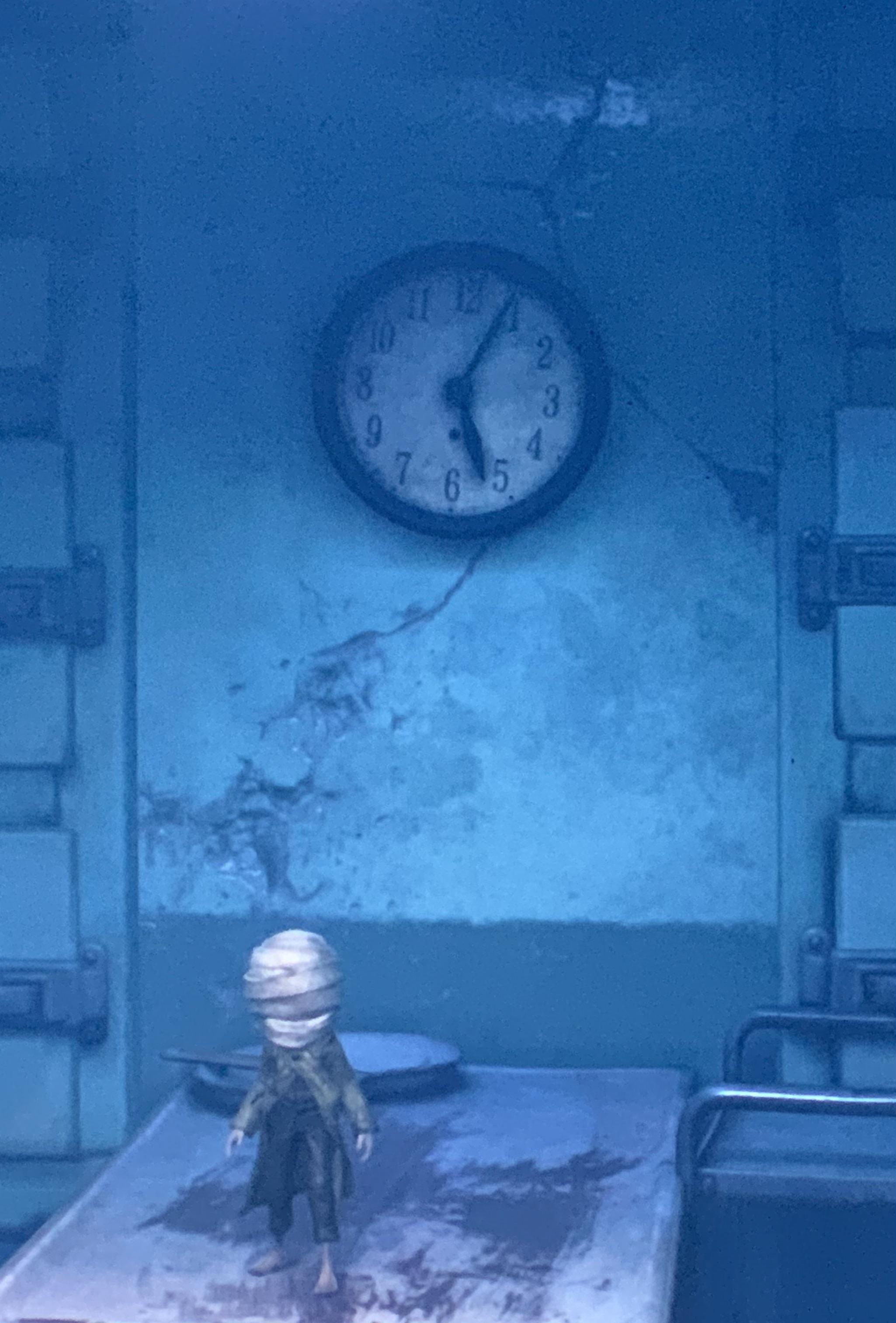 I just noticed the 8 & 9 are switched on all the clocks in Little