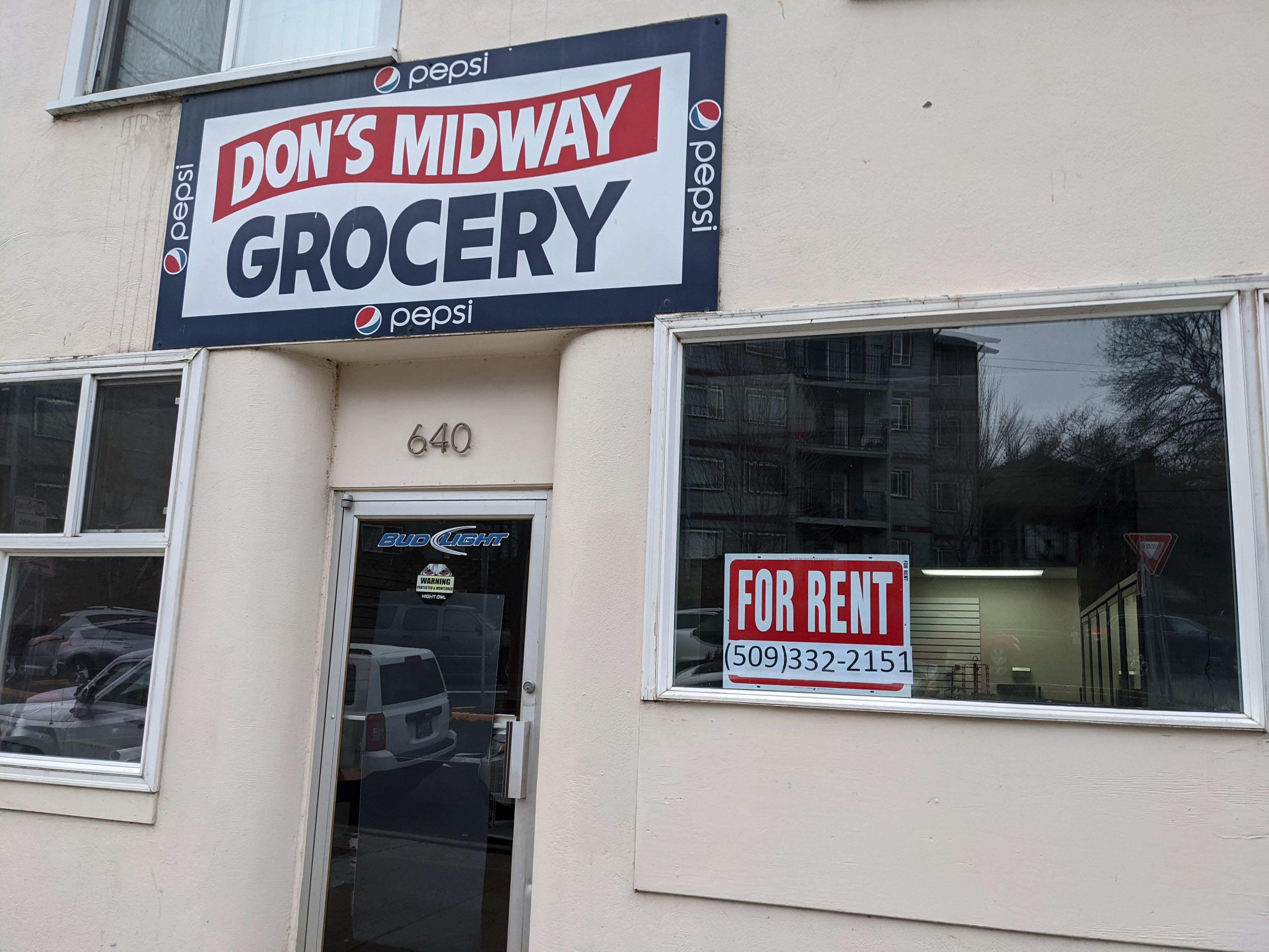 Today a "For Rent" sign went up at Don's Midway. Sad day. r/wsu