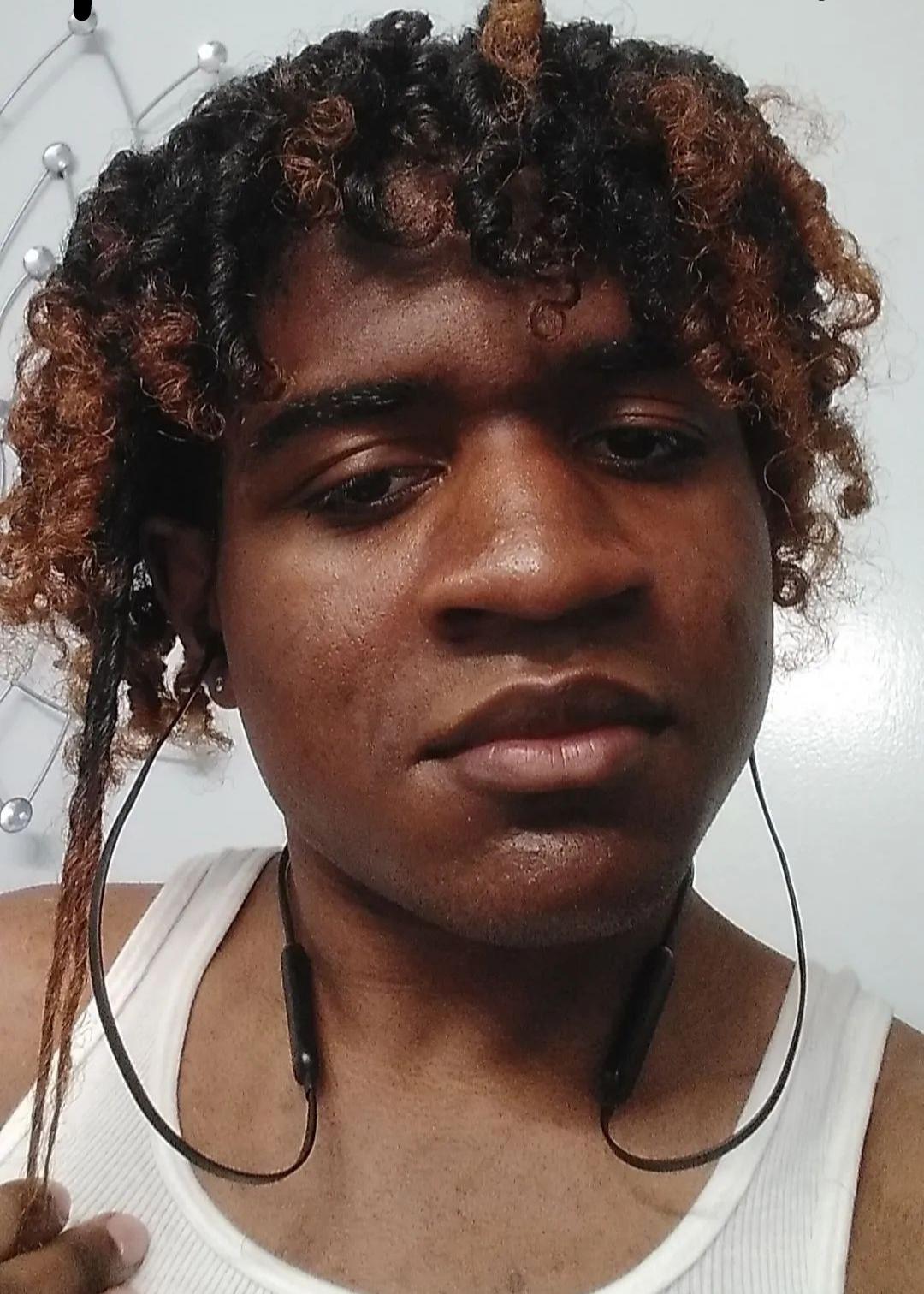 I kinda figured out my hair, been looking at YouTube vids to help, I