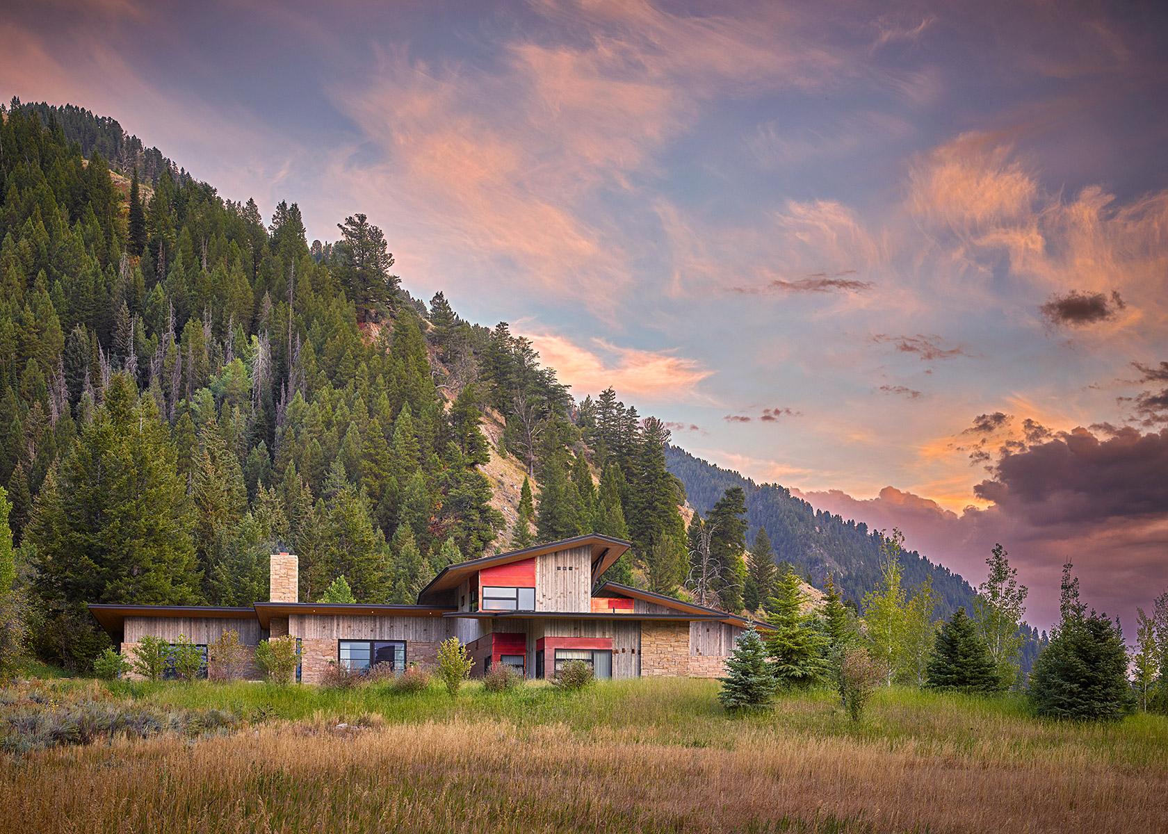 Amazing modern home in Hoback, WY [1680x1200] r/Houseporn