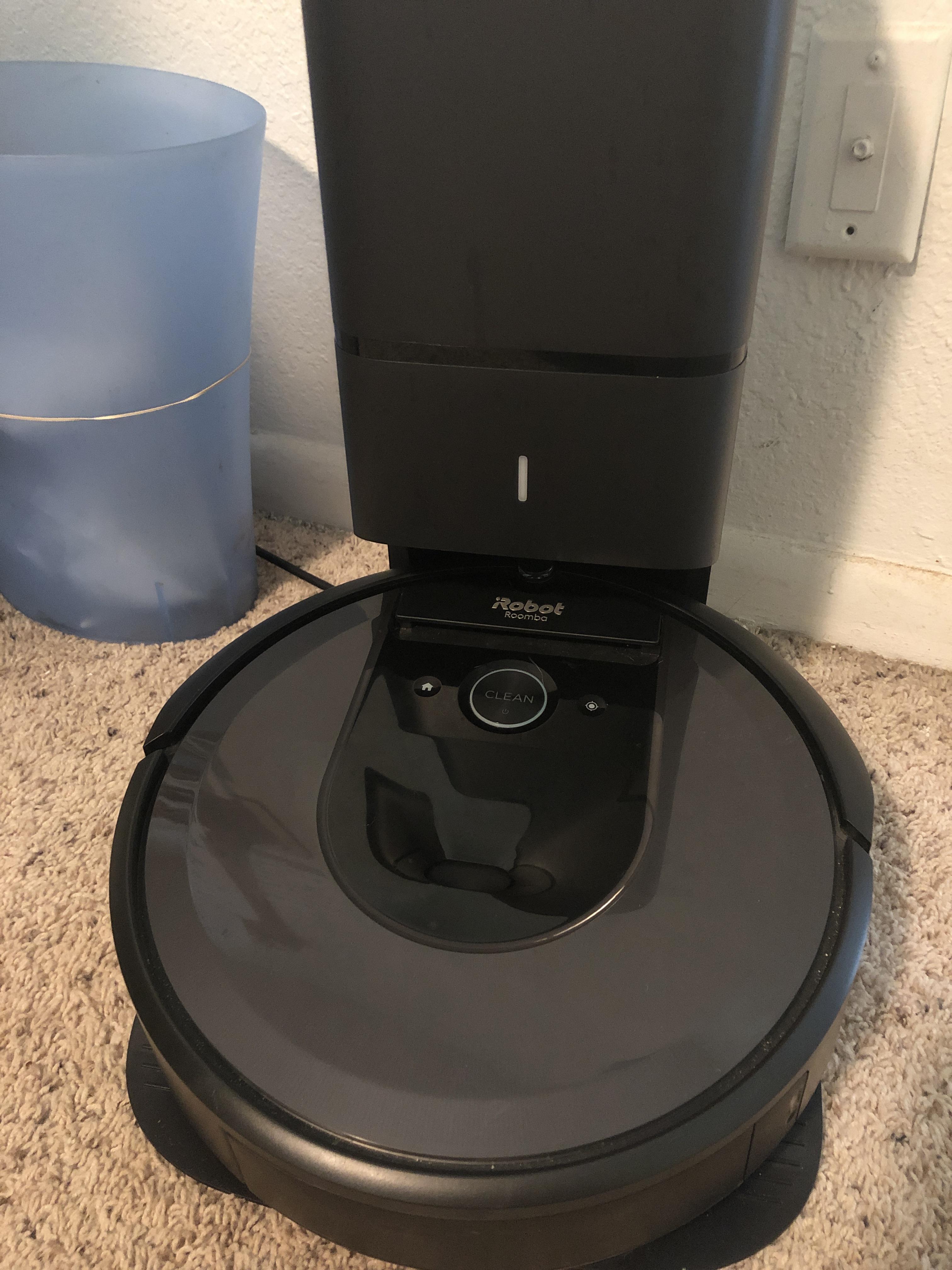 Need some help, Roomba won’t turn on r/roomba