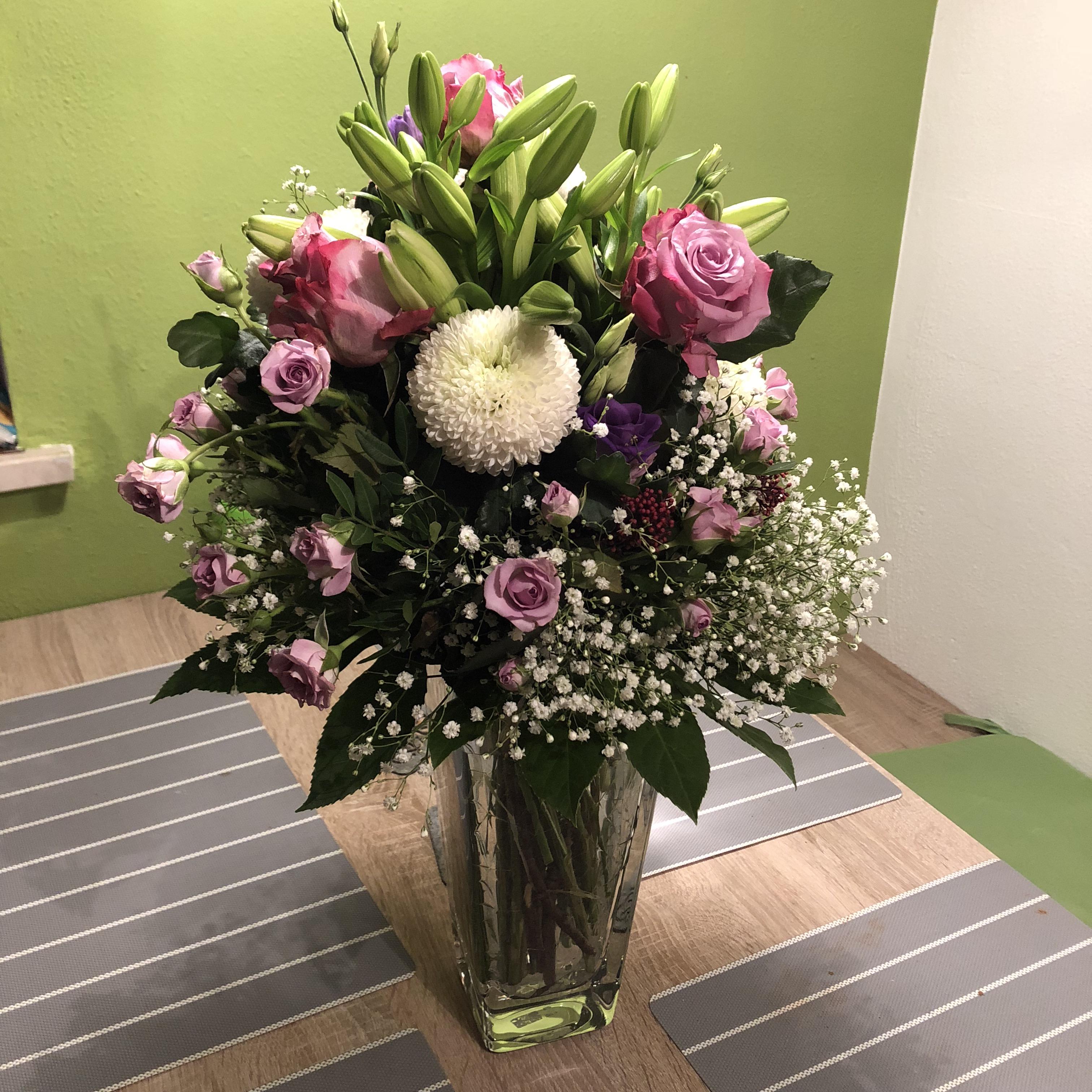 Surprise Flower Bouqet to my GF as a Birthday Gift ) r/flowers