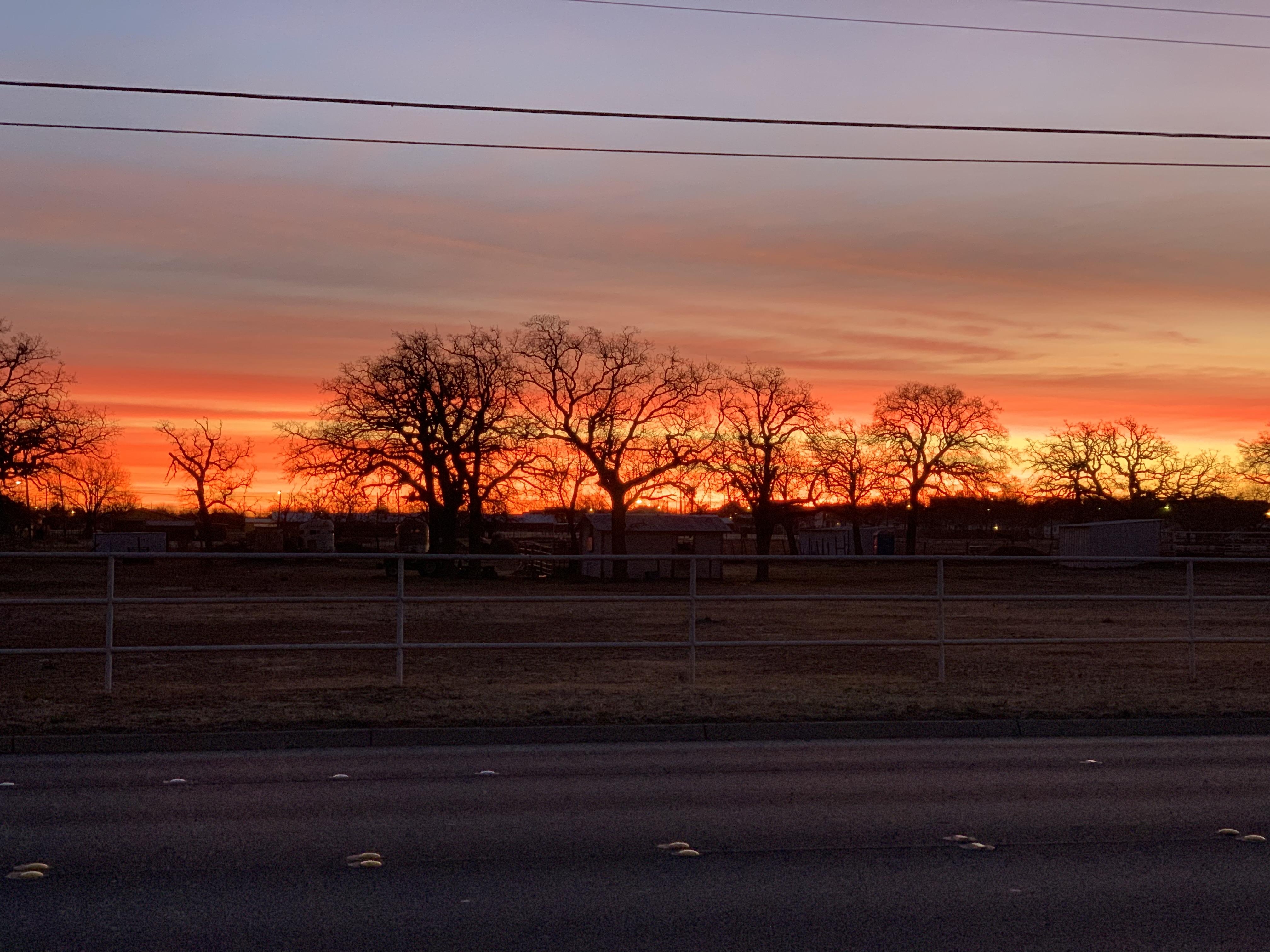 A chilly Sunday morning sunrise in Abilene. r/texas