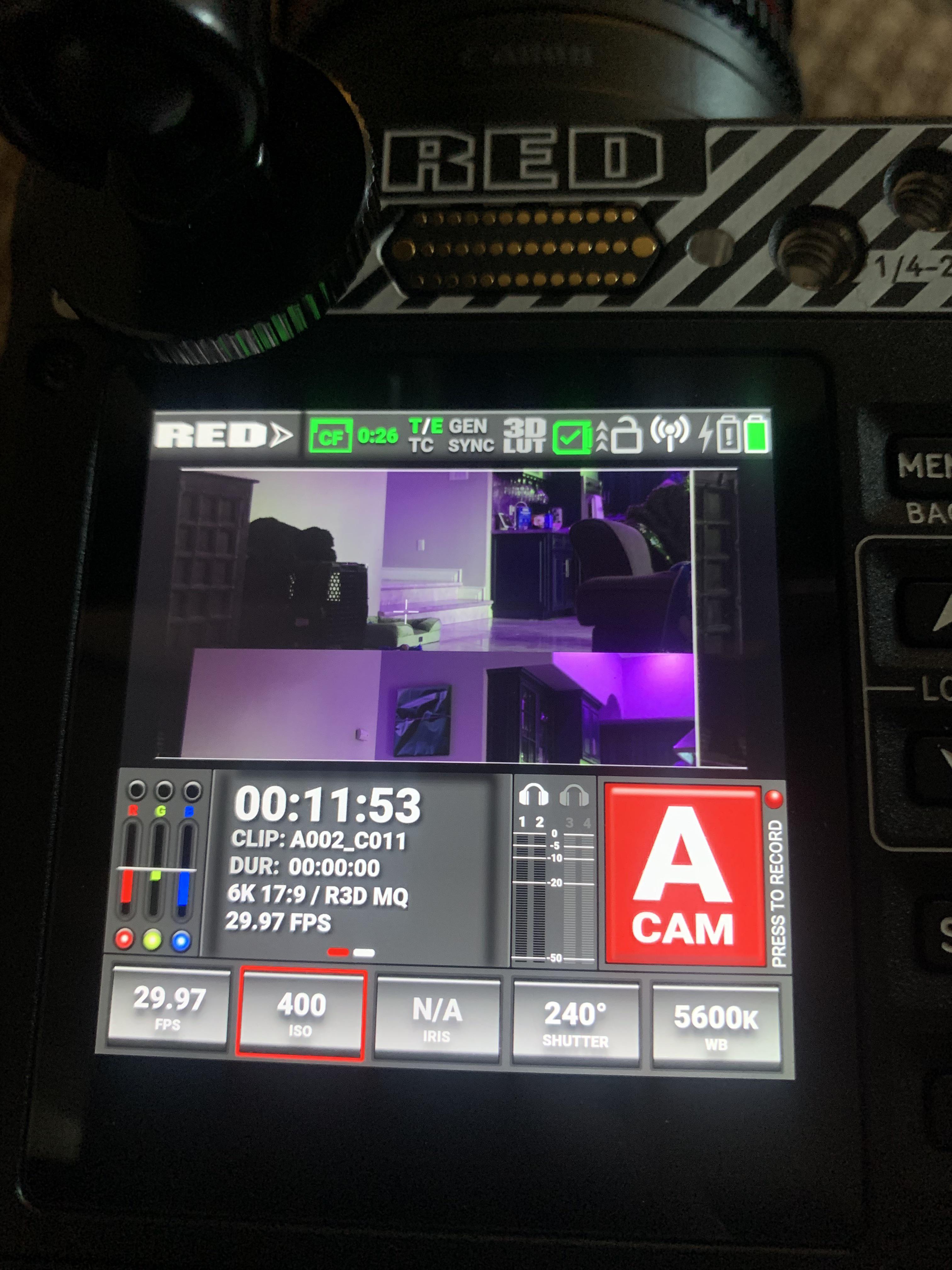 how do i fix this my external monitor looks normal but my camera
