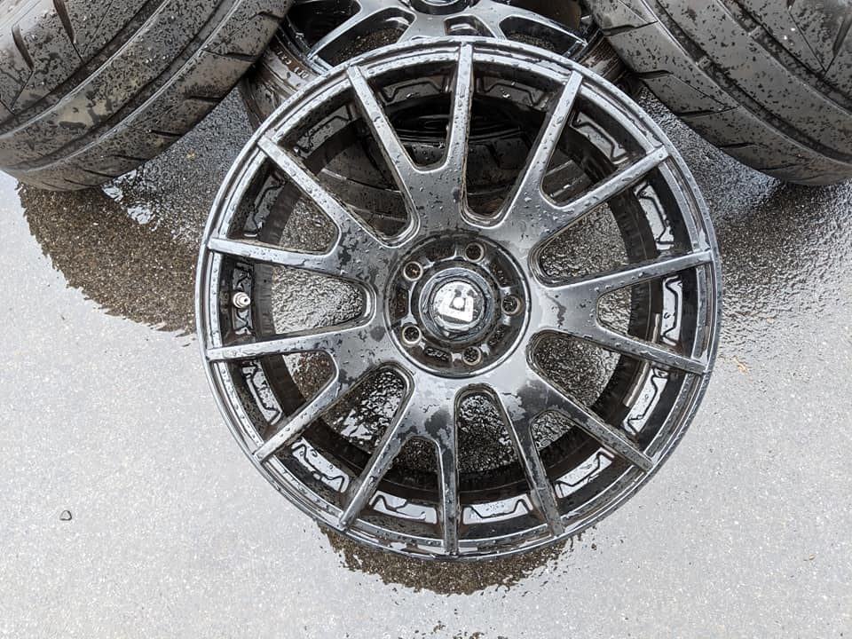 What kind of wheel is this and what is the avg price ? How much would