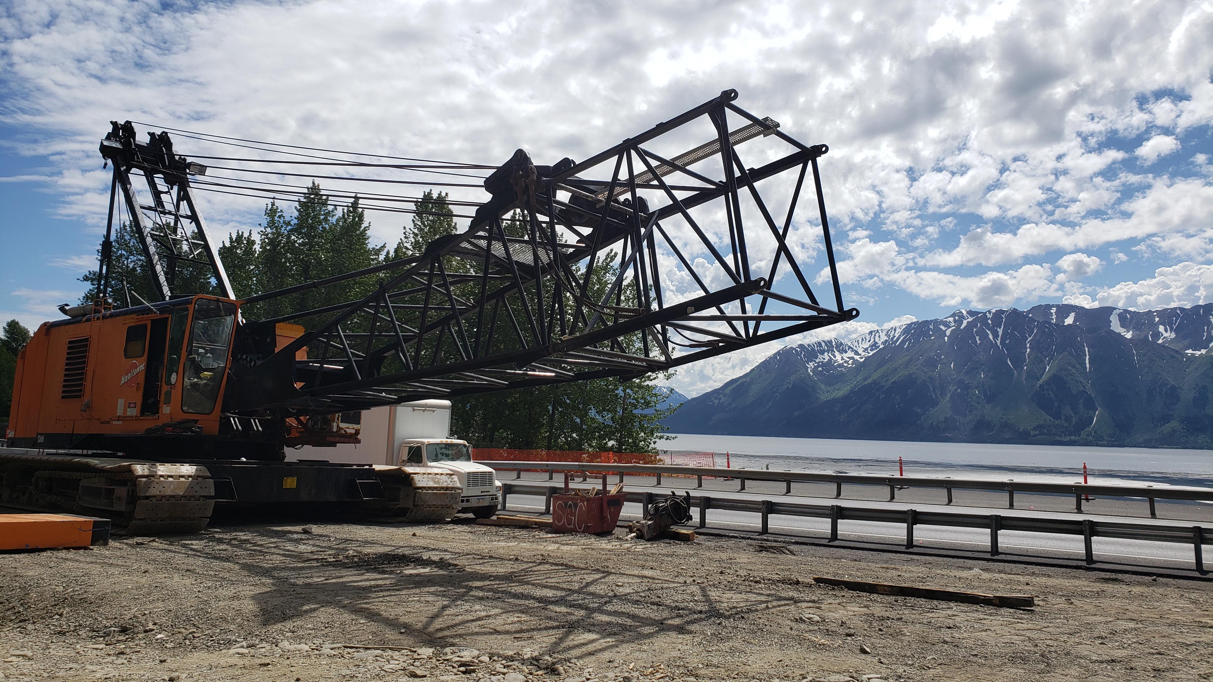 4100 just showed up to our indian creek job. r/cranes