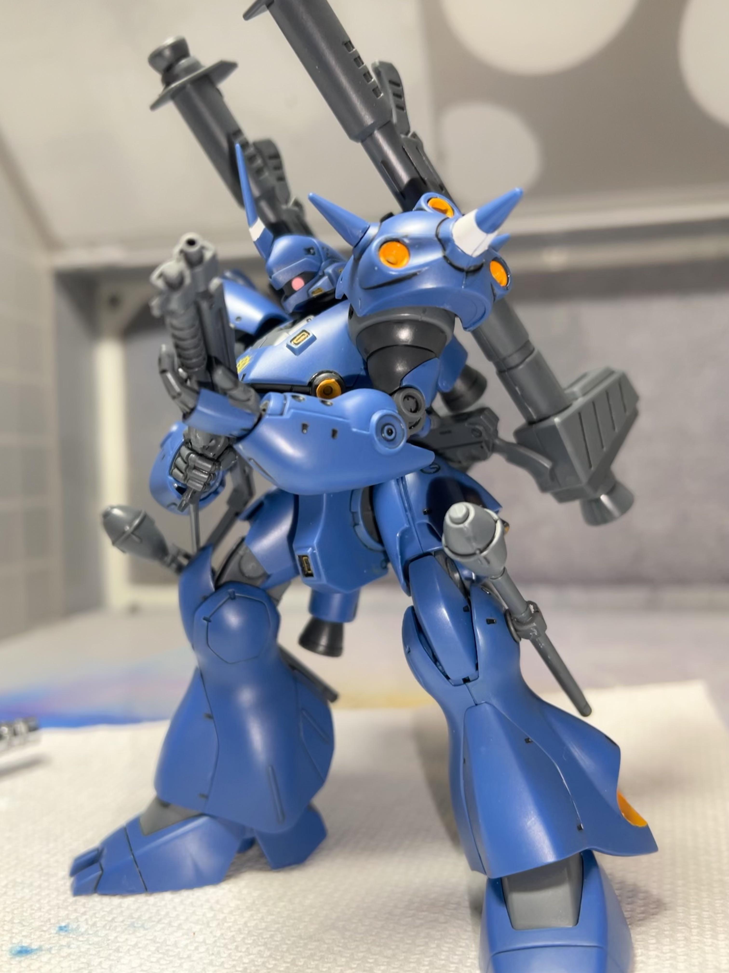 Amazing the difference a little topcoat can make! r/Gunpla