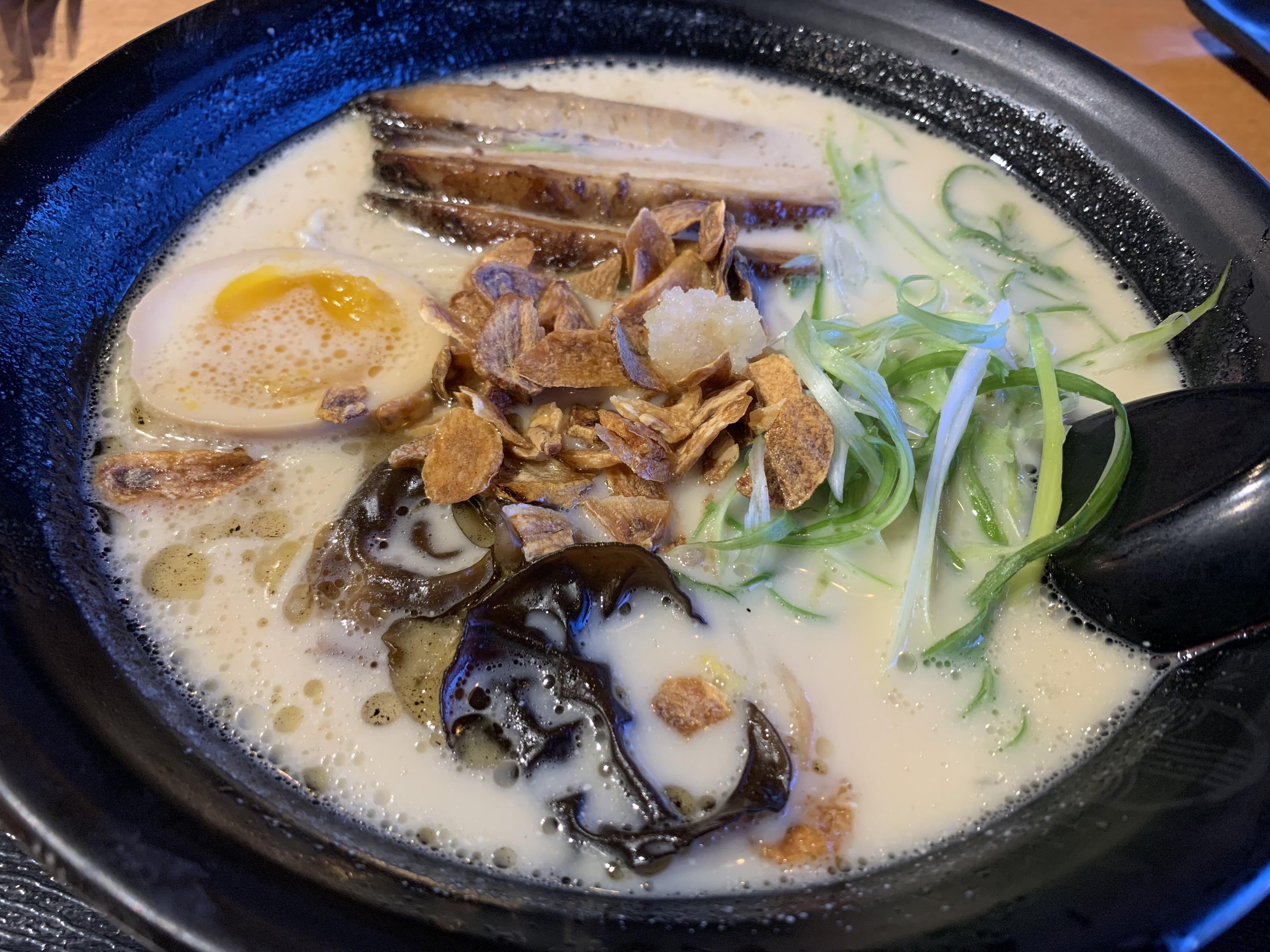 Garlic Tonkotsu Ramen Ramen Hakata, Lewisville, TX, USA r/ramen