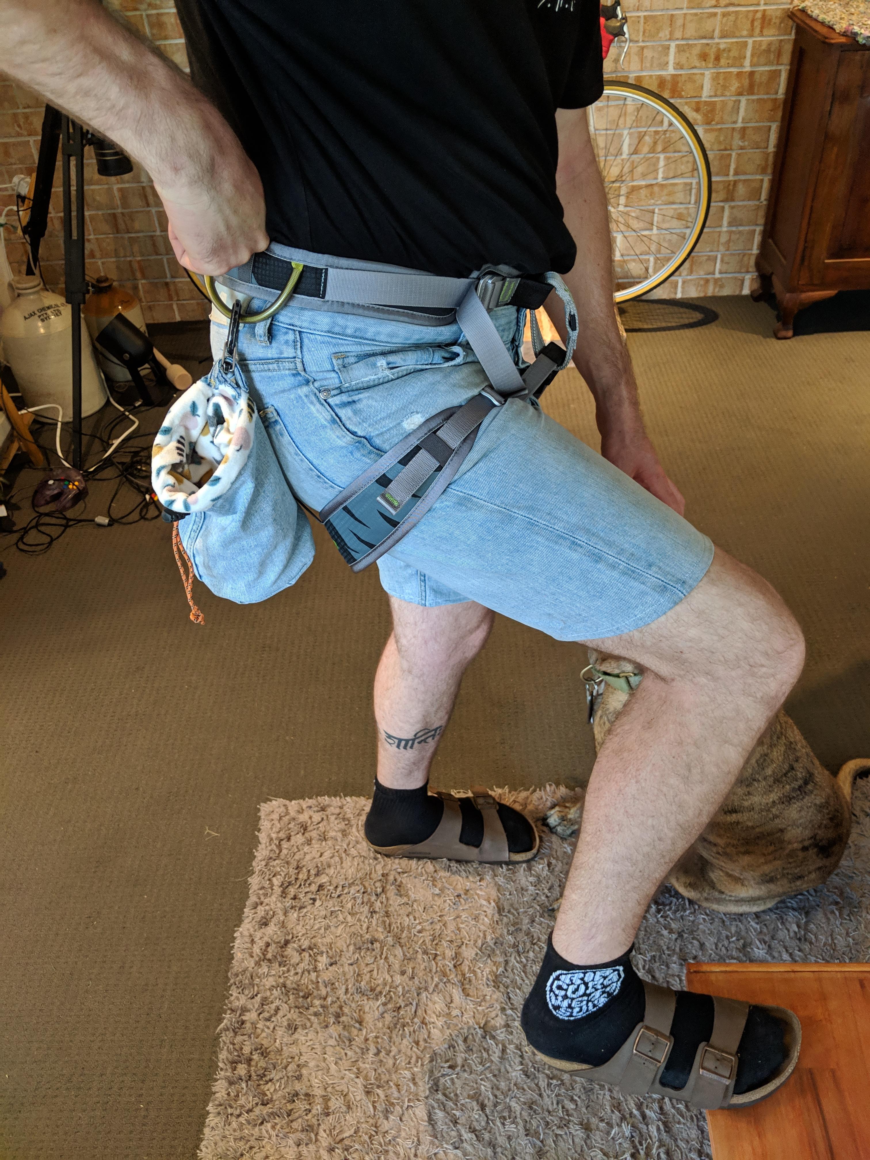 Turned these jeans into jorts and a chalk bag for climbing. r/upcycling