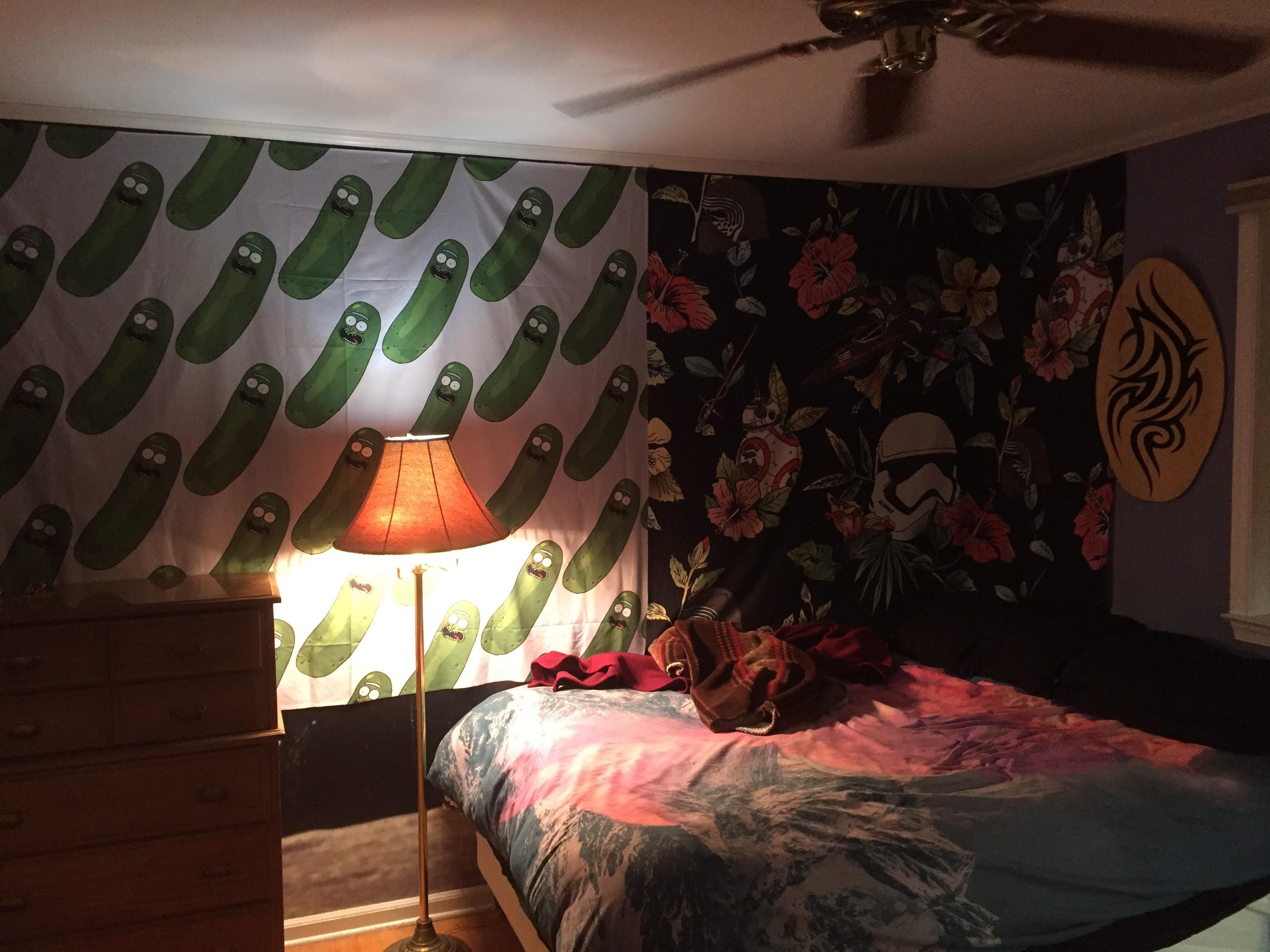 Finished decorating my girlfriend and I's room. r/CozyPlaces