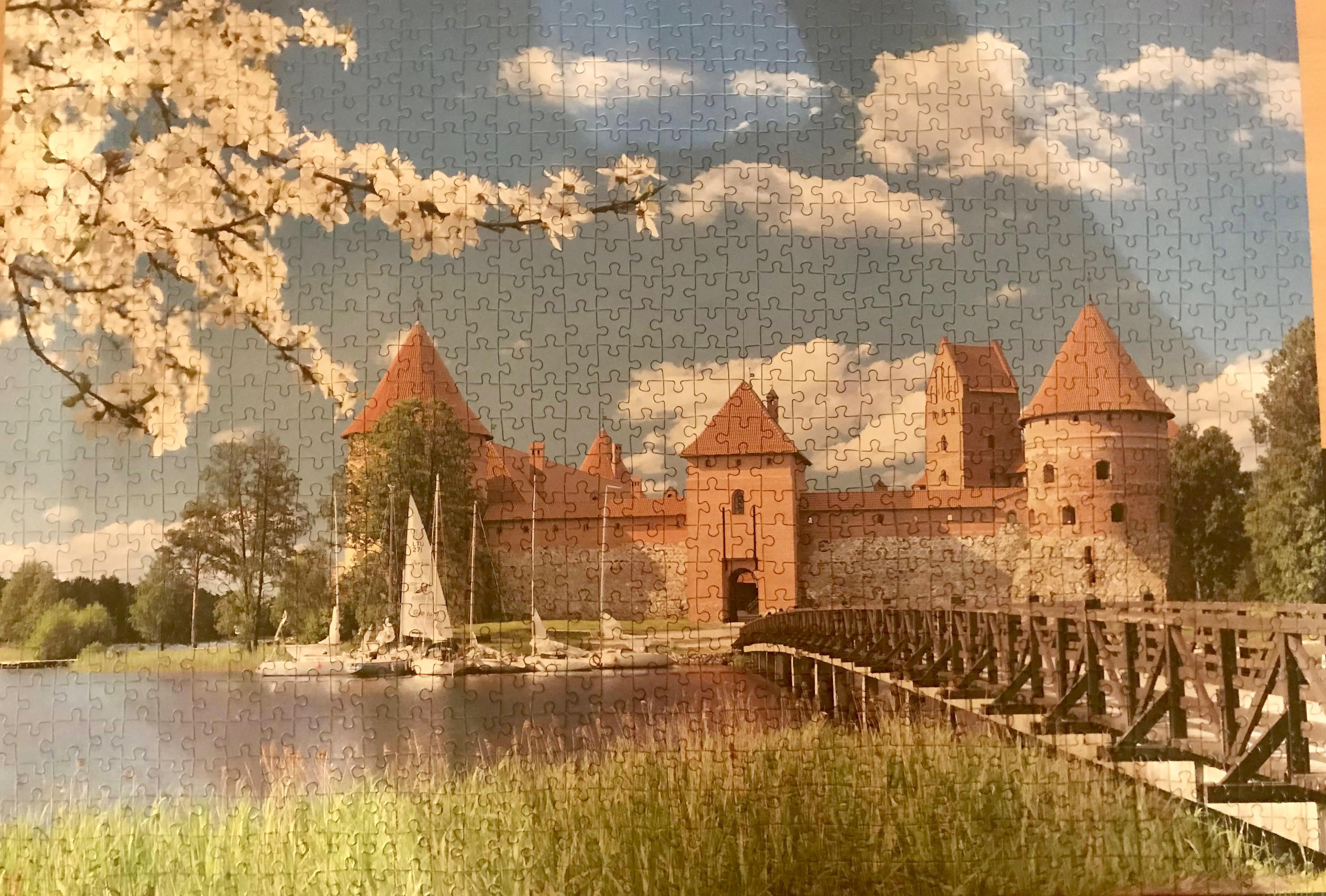 Castorland Trakai castle, Lithuania 1000pcs, first jigsaw I ever