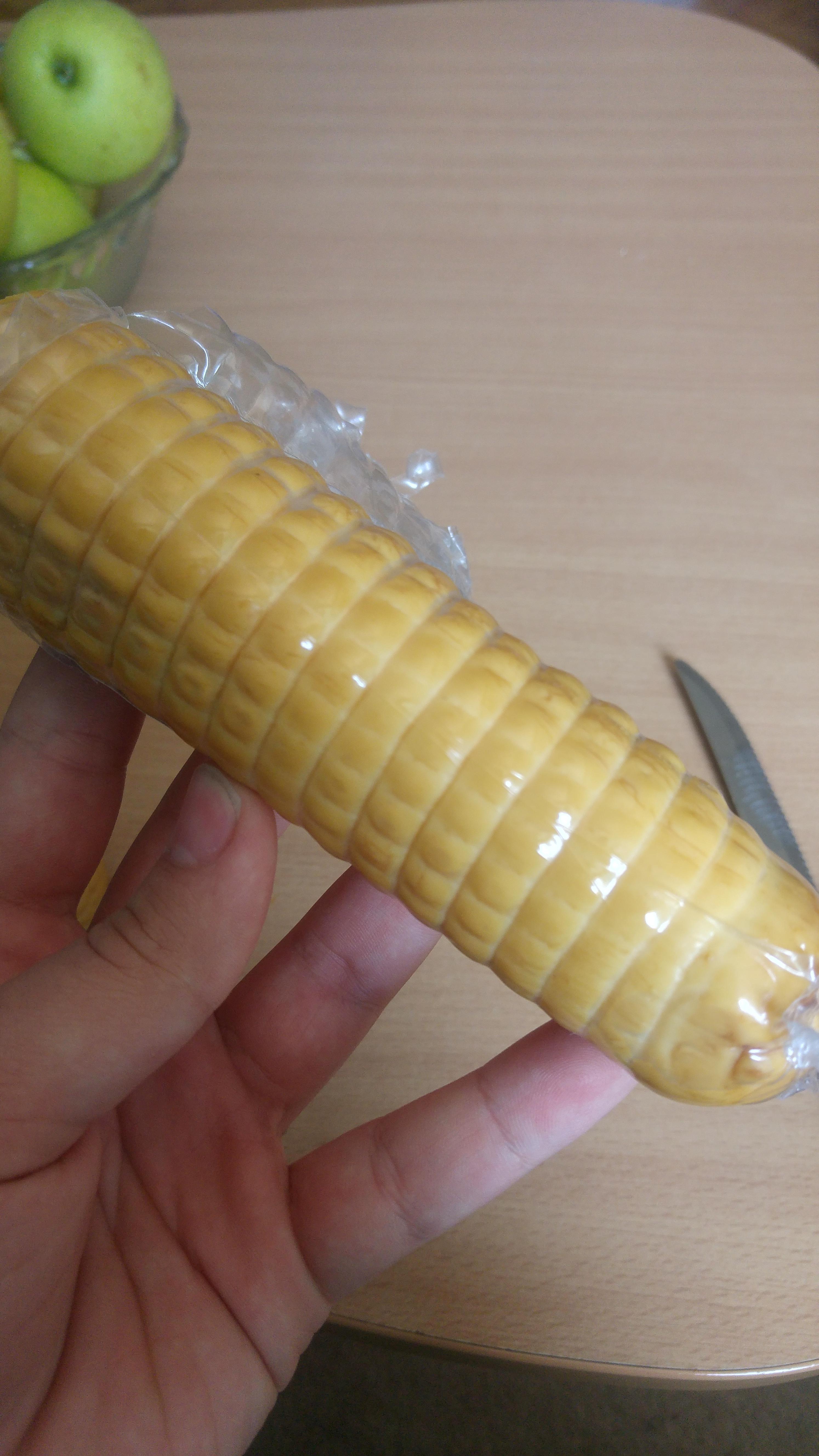 This smoked cheese that looks like corn. r/mildlyinteresting
