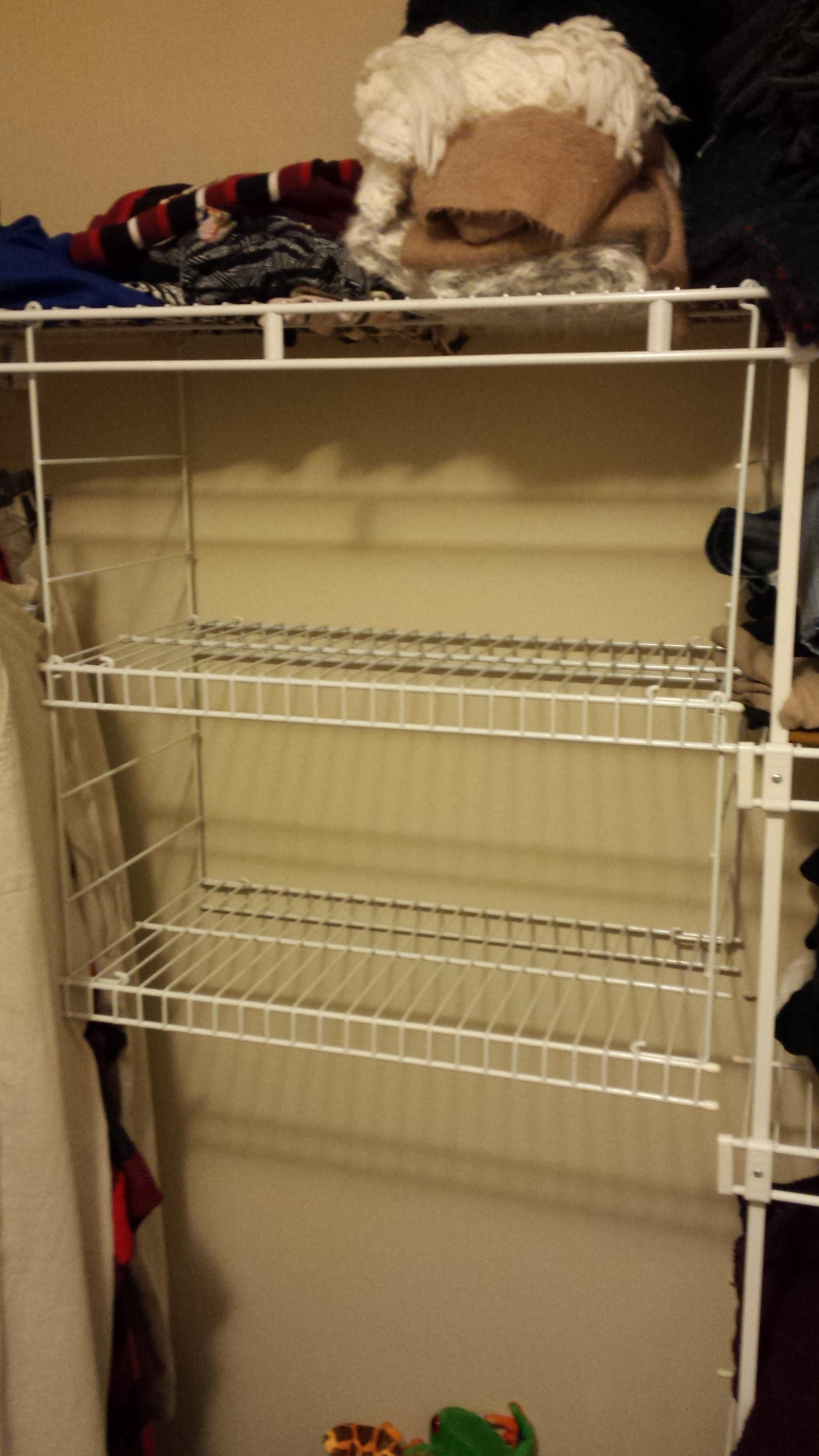 Anyone know where to find these hanging shelves? r/INEEEEDIT