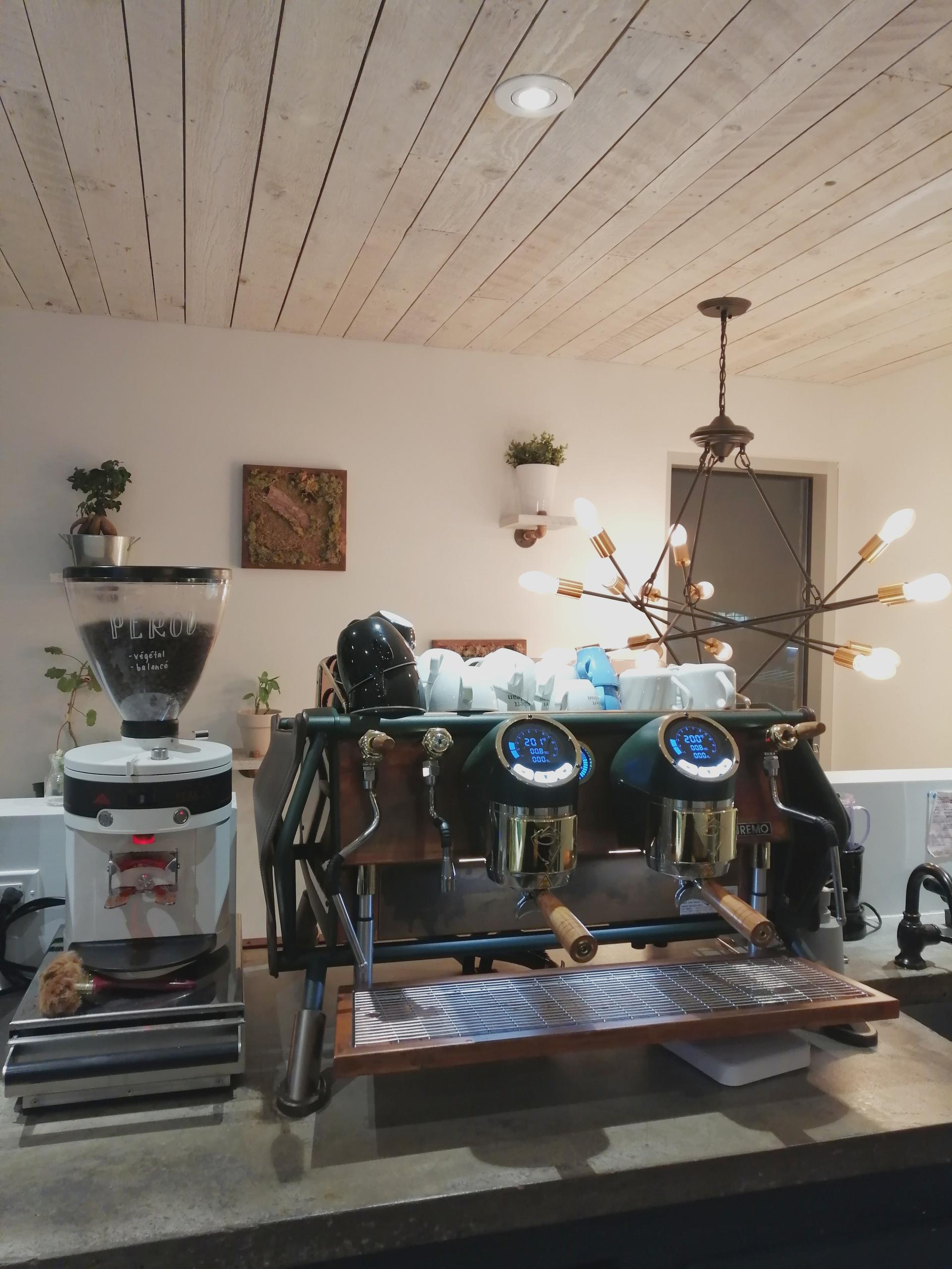 Look at that coffee machine, Quebec, Canada