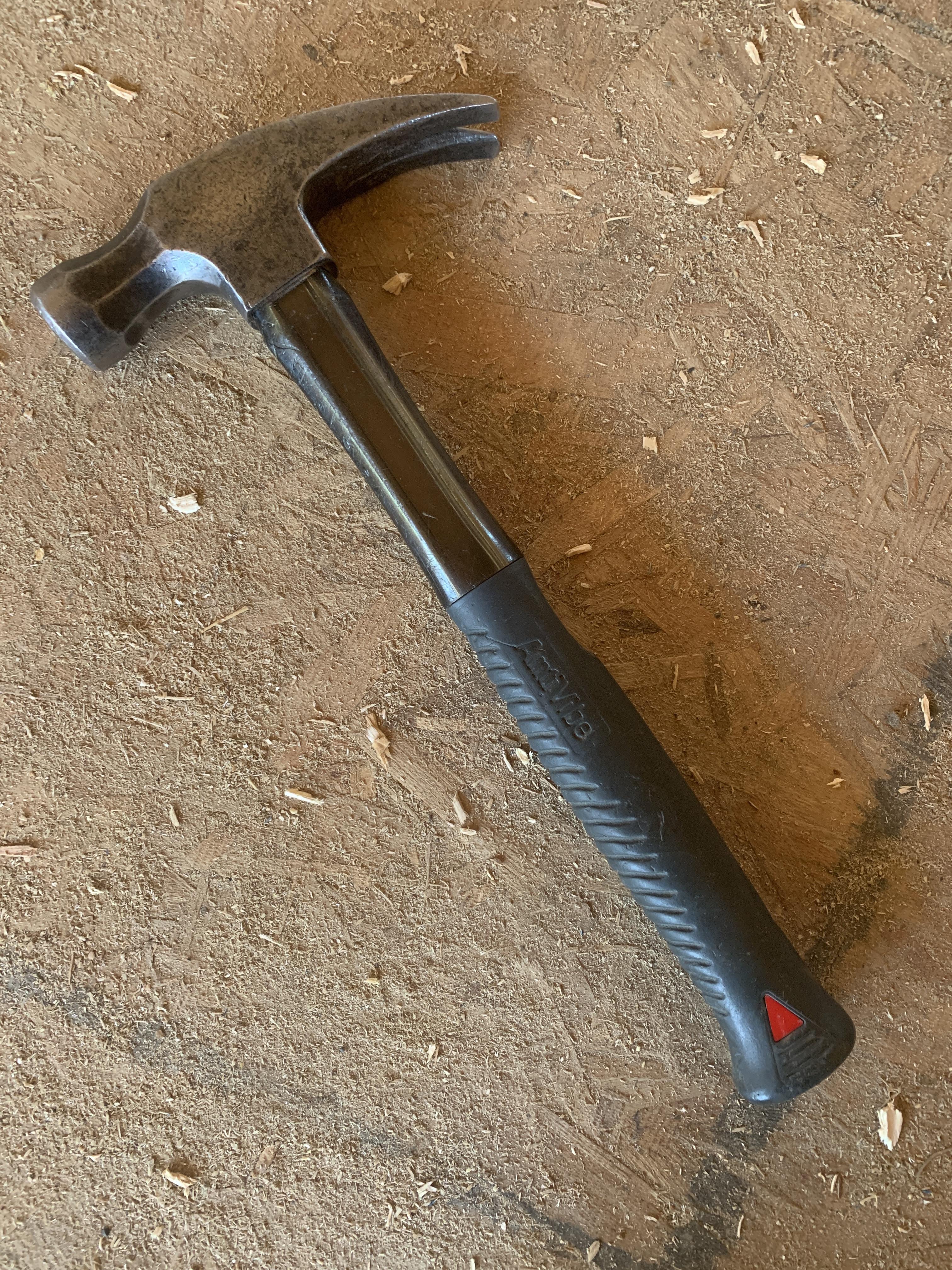 Does anyone know what brand hammer this is? Have tried to find it and