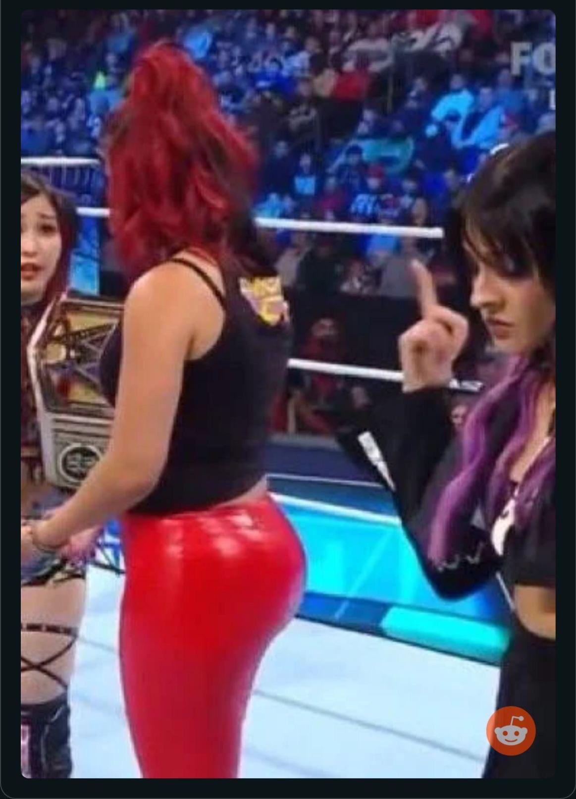 Anyone else think she has the best ass in the world? Hmu : WrestleWankRevamped