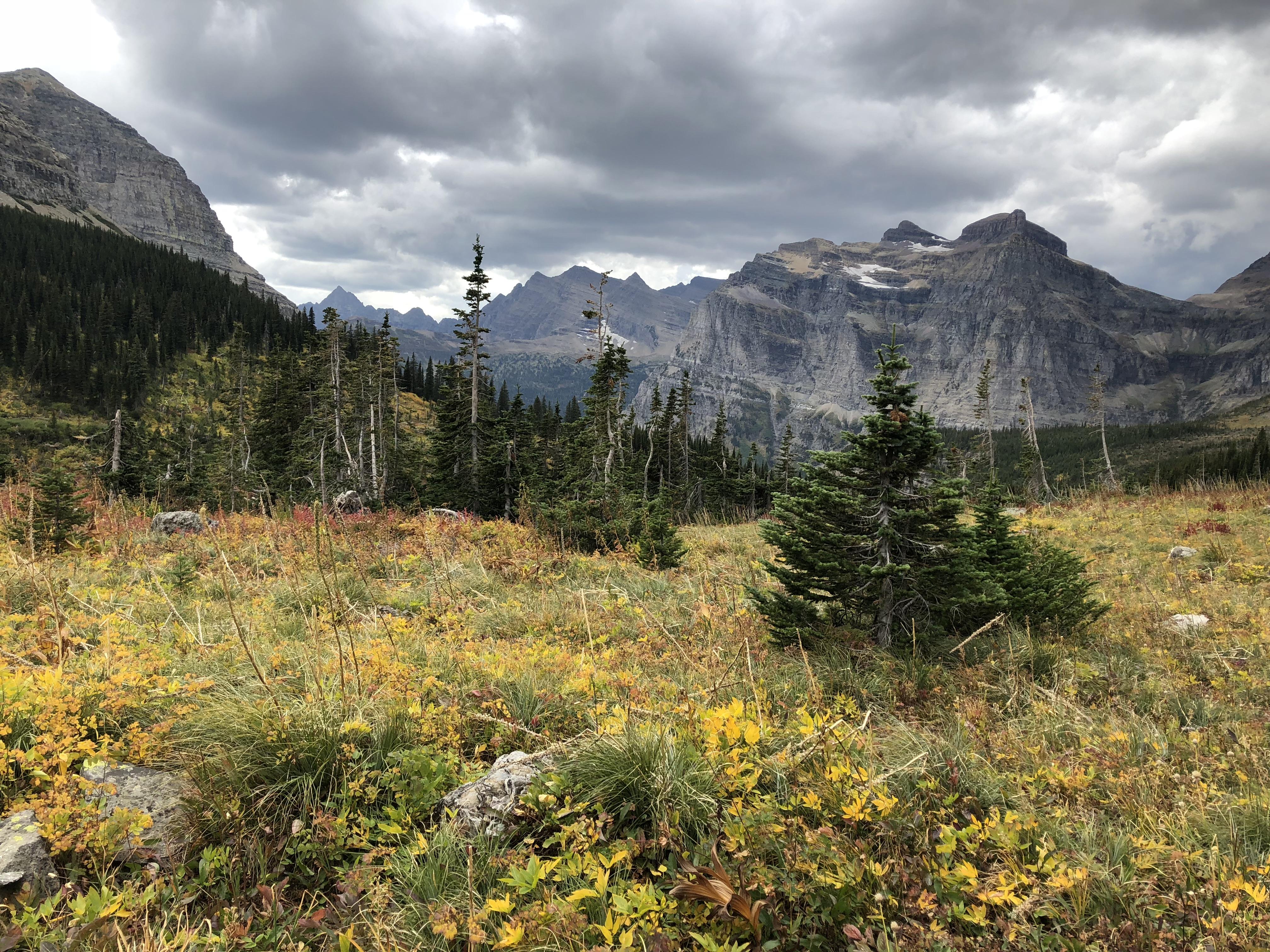 Backpacking in Glacier National Park at Browns Pass, Montana [4032x3024
