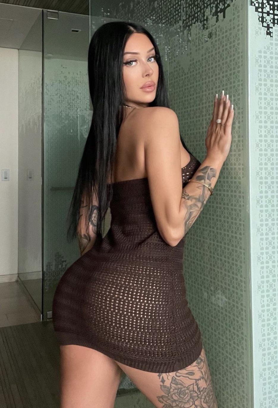 @valerie.c_ : tightdresses