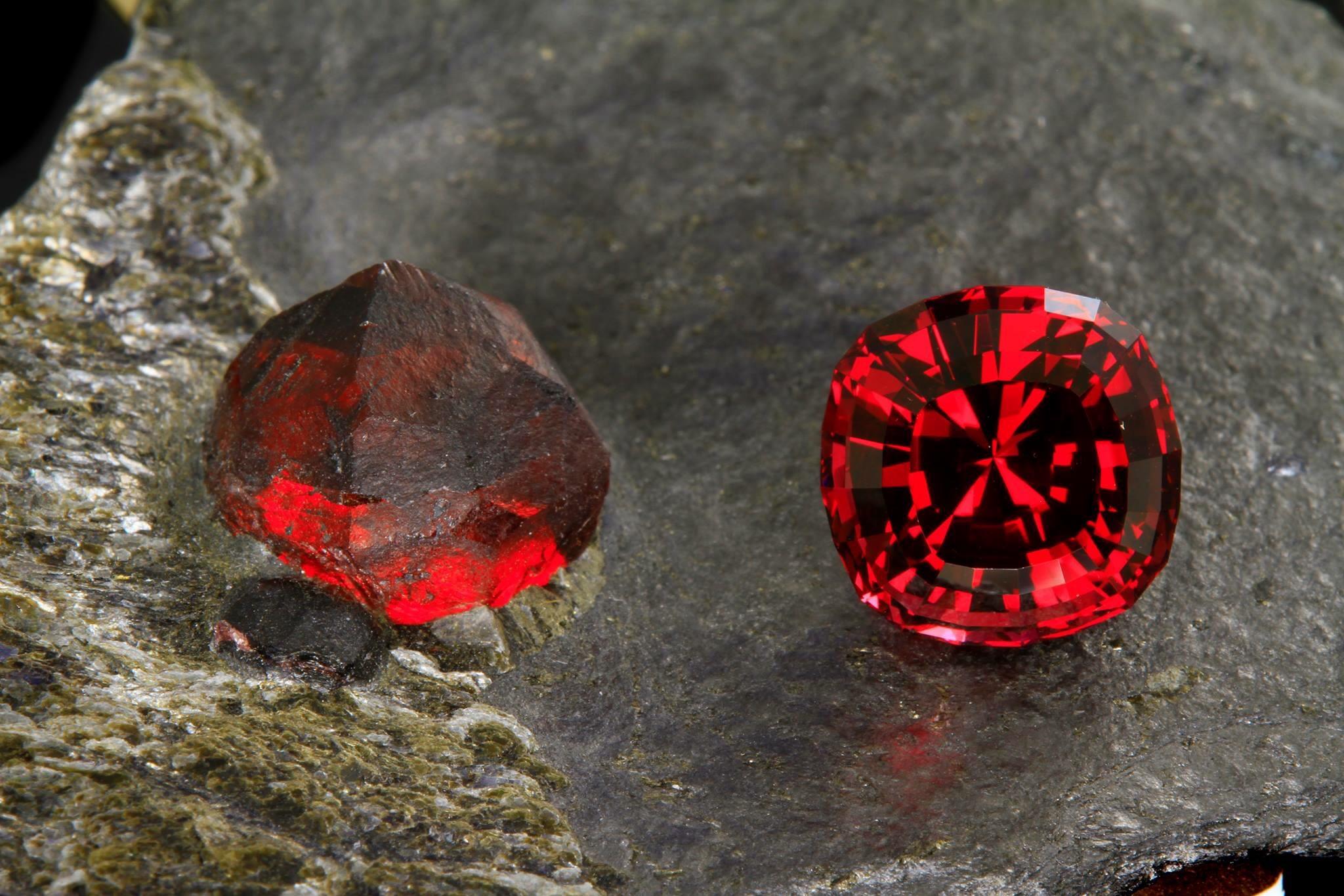 Rough Specimen vs Faceted (Note Not Same Locality) r