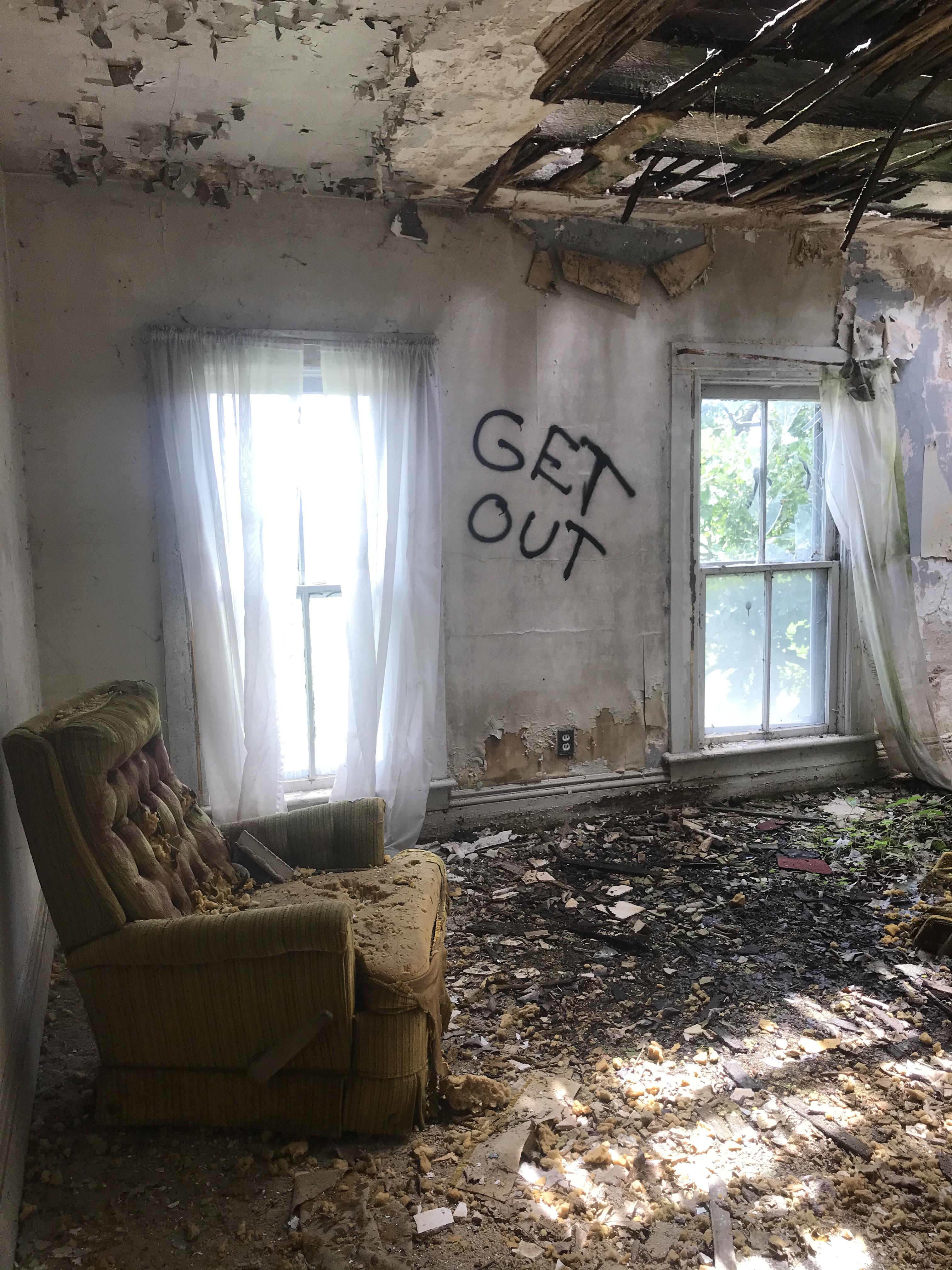 Abandoned farm house in Wisconsin r/AbandonedPorn
