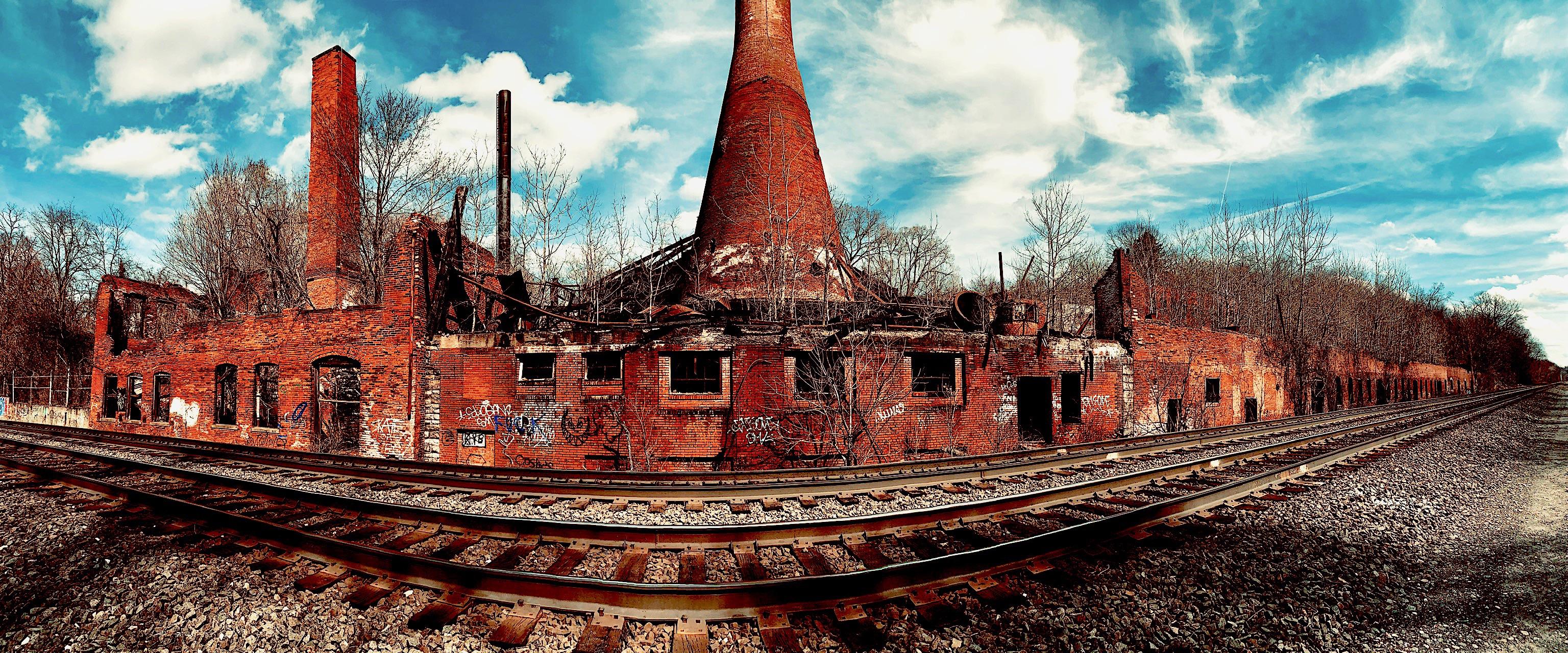 Abandoned Glass factory in Pittsburgh, PA r/AbandonedPorn