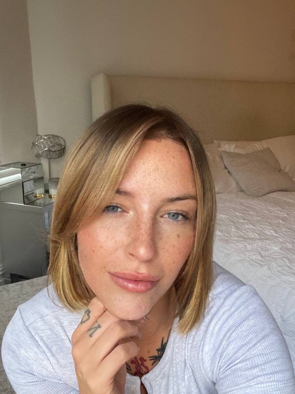 Would you take me out? Im a single mom - Sexy