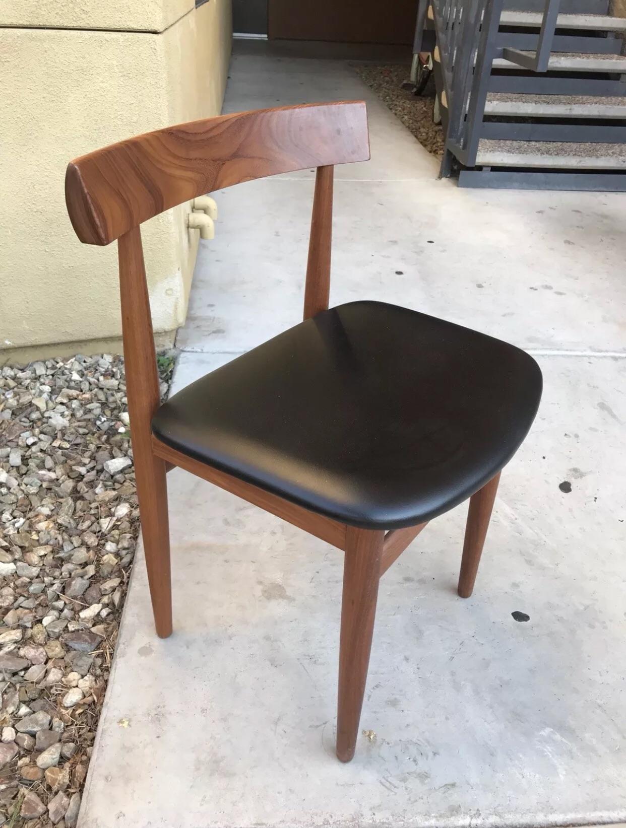 Looking to buy two more of these Frem Røjle dining chairs. Anyone