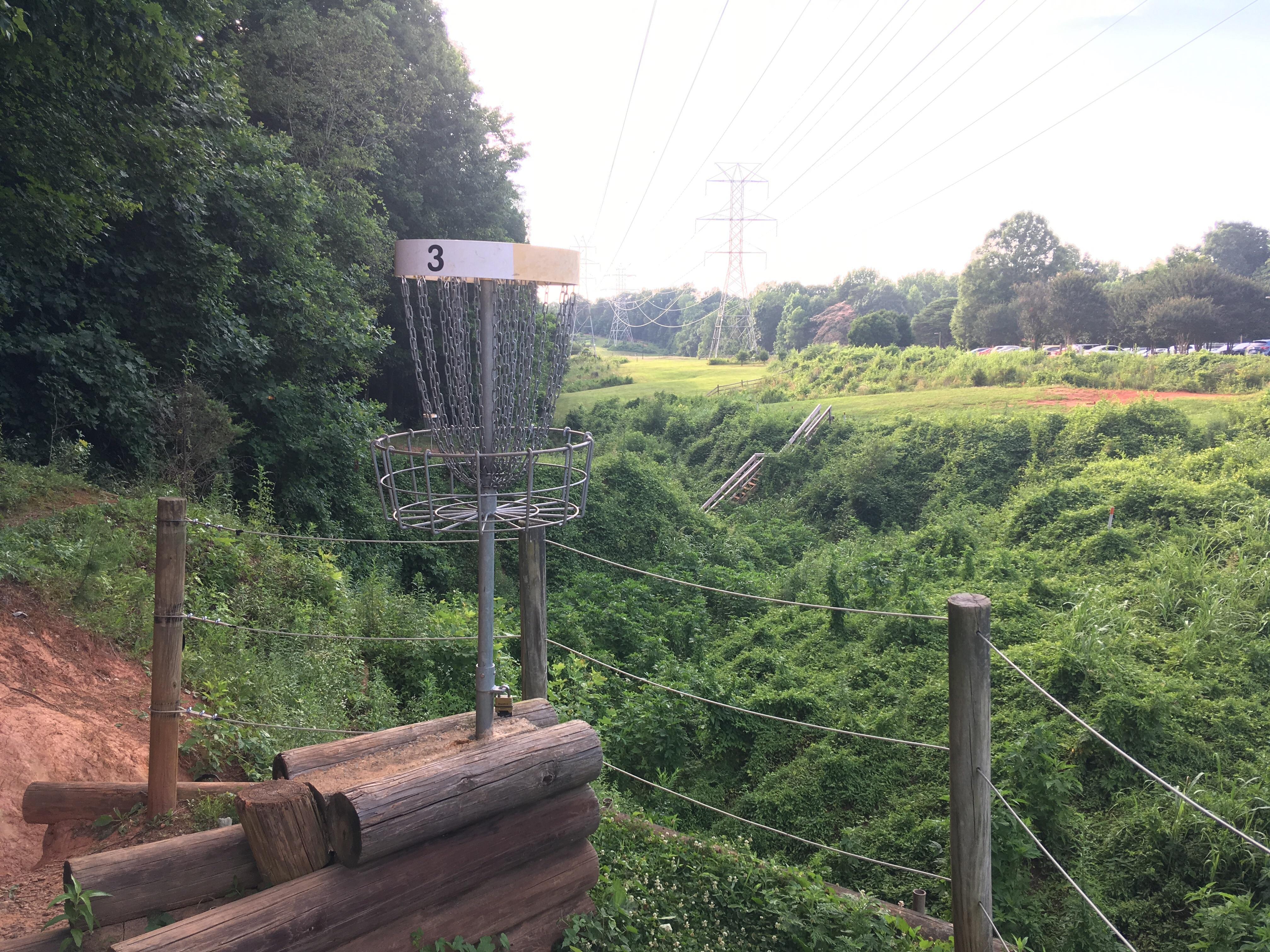 Gold 2 Renaissance Park, Charlotte, NC. r/discgolf