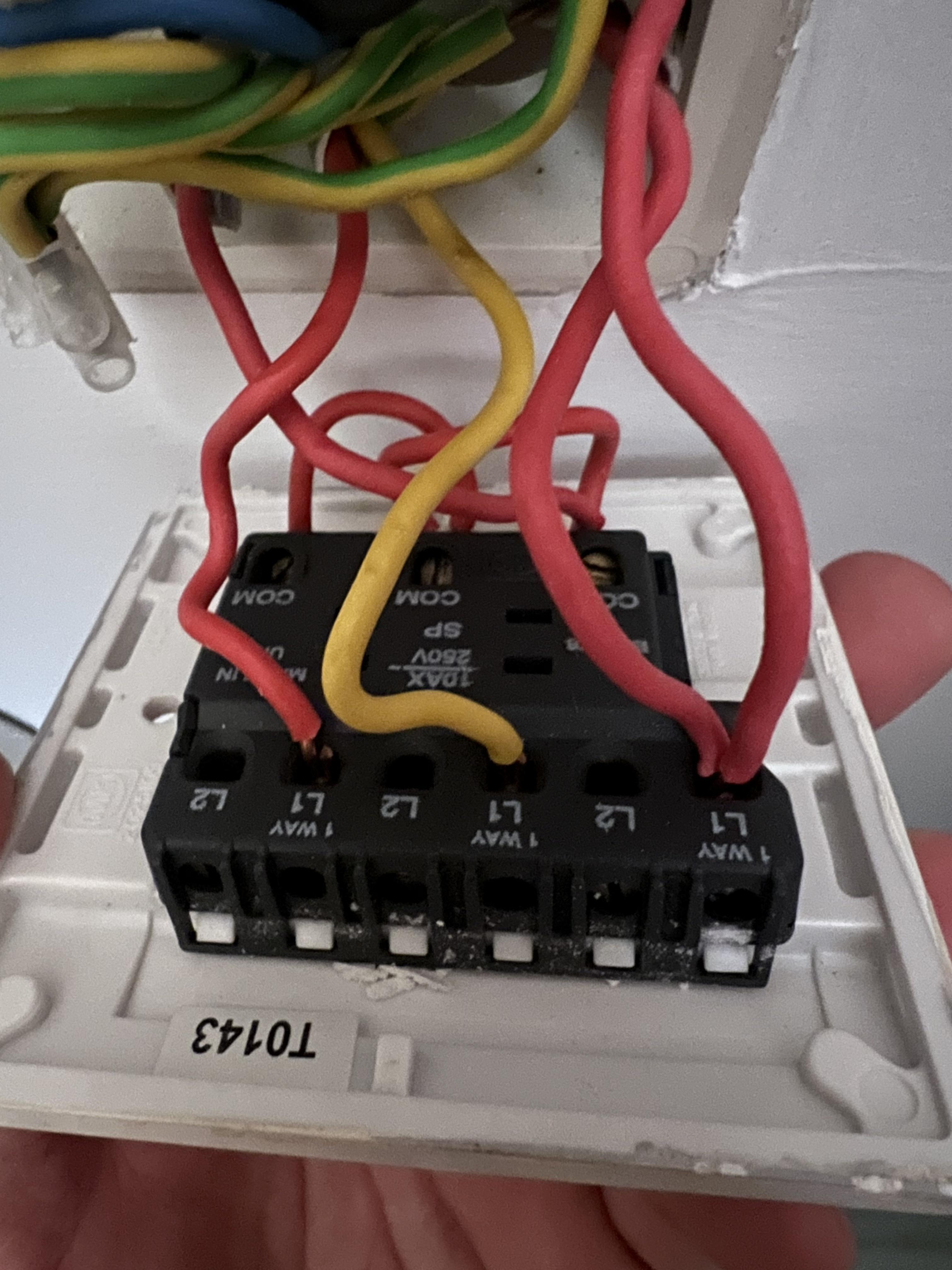 How to wire/remove 3 gang light switch. : r/diyelectronics
