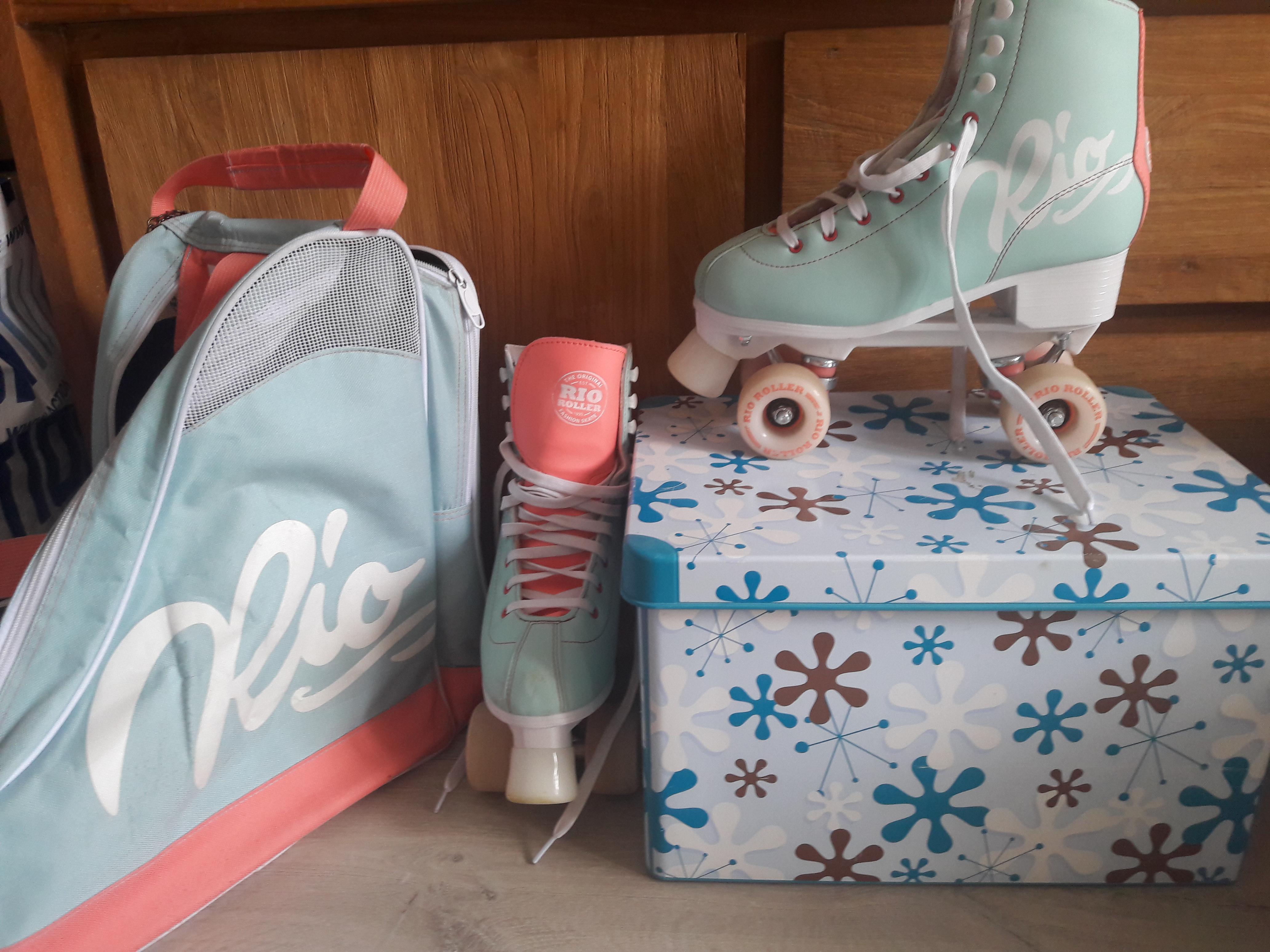 My Rio roller skates with matching bag r/Rollerskating