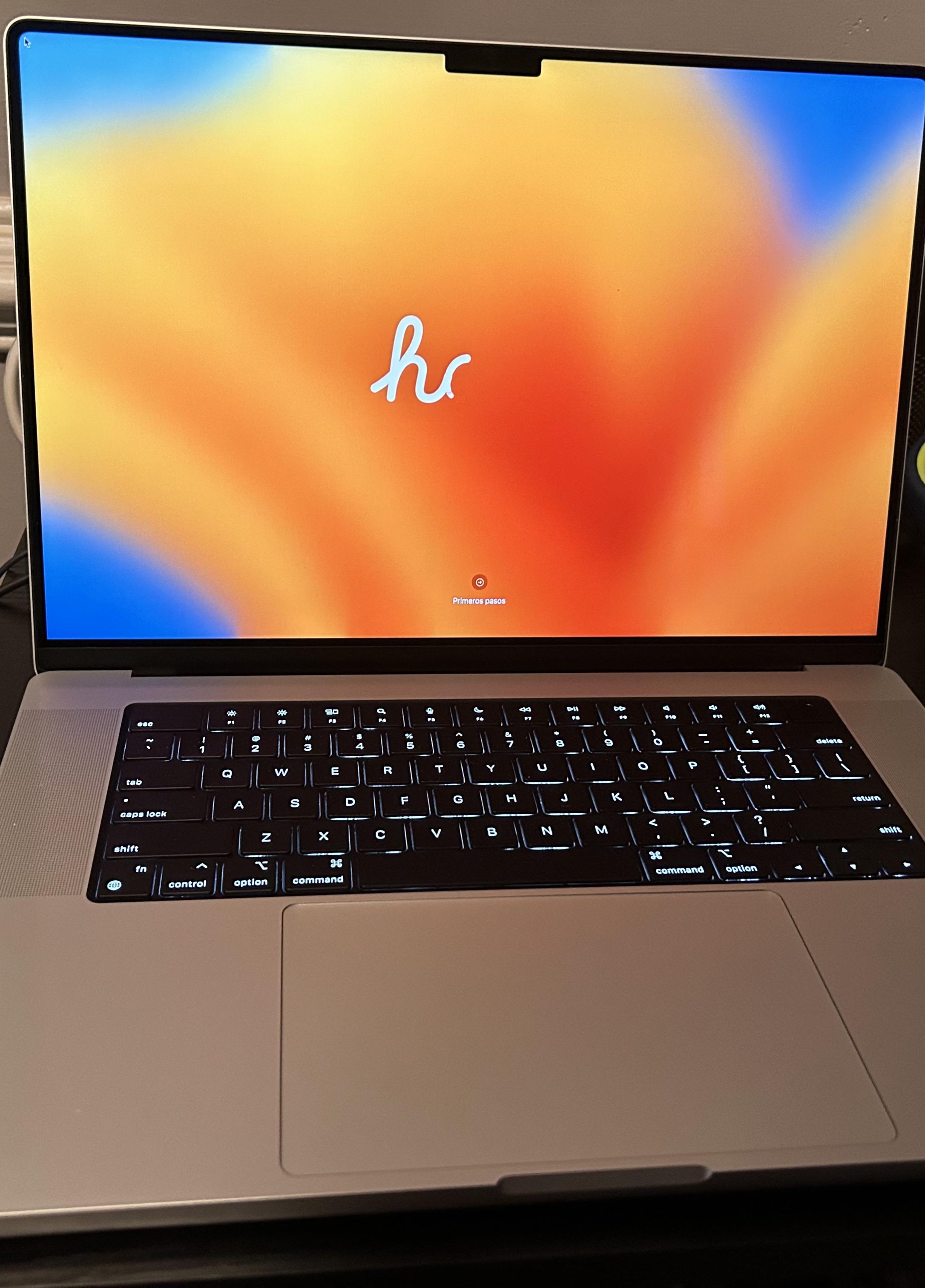 M1 Pro External Monitor/ Desk Setup? r/macbookpro